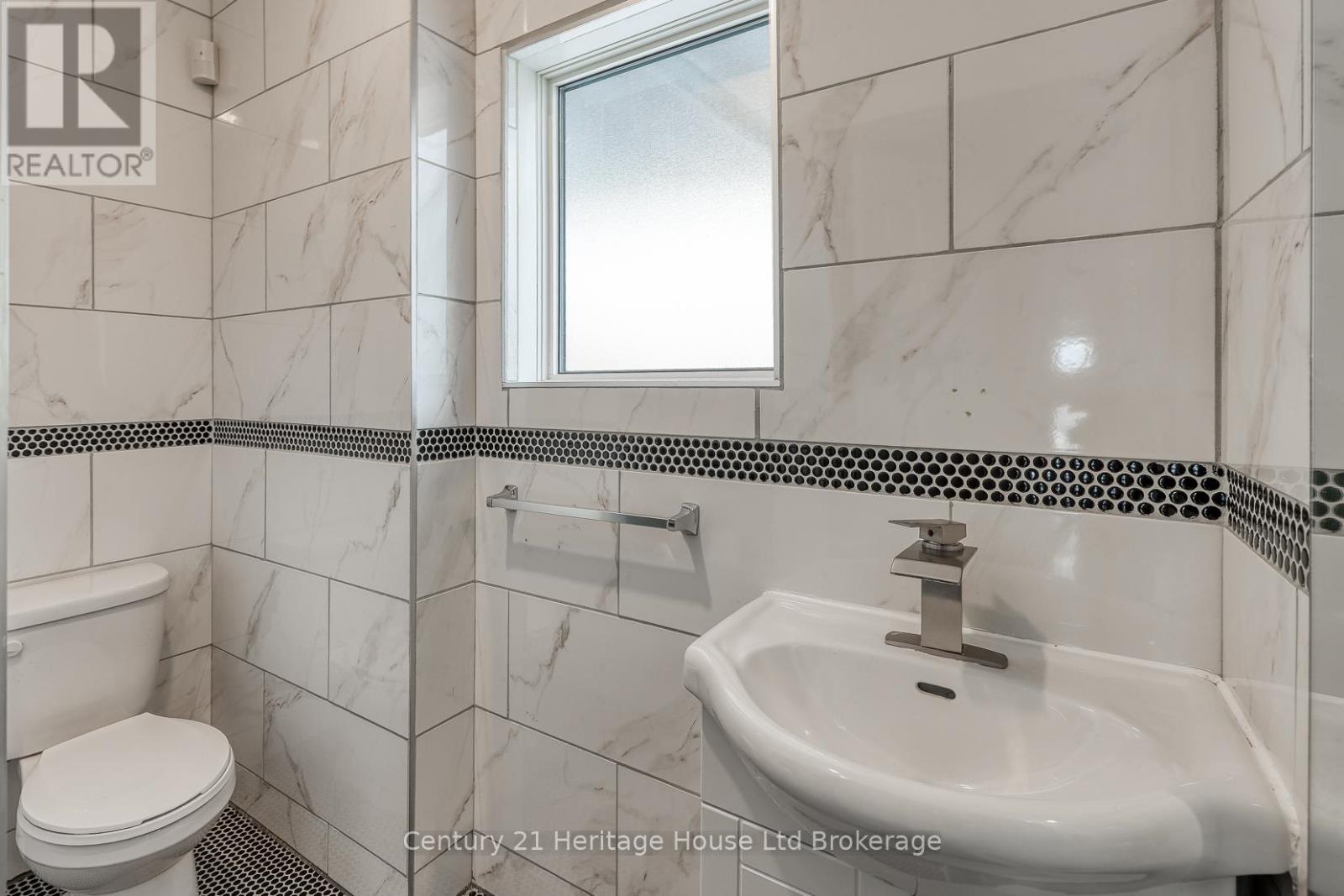 729 Hounsfield Street, Woodstock, Ontario  N4S 1P3 - Photo 30 - X12851848