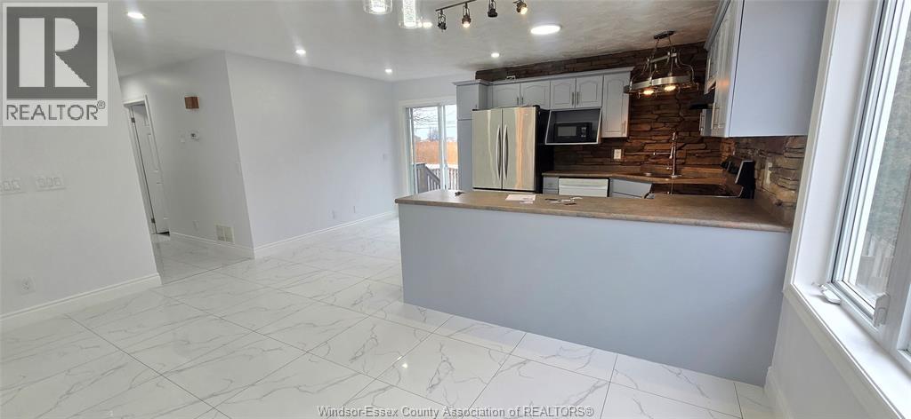 1446 Heritage Garden Crescent, Lakeshore, Ontario    - Photo 7 - 26004637