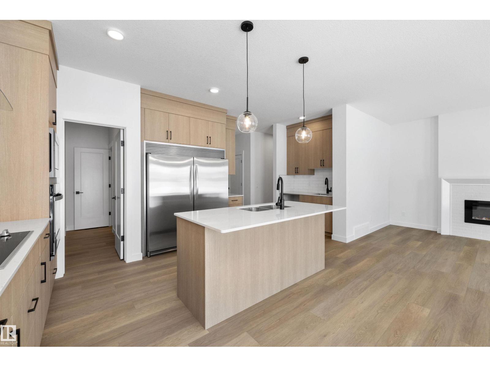 1077 Cristall Cr Sw, Edmonton, Alberta  T6W 5S6 - Photo 9 - E4476131