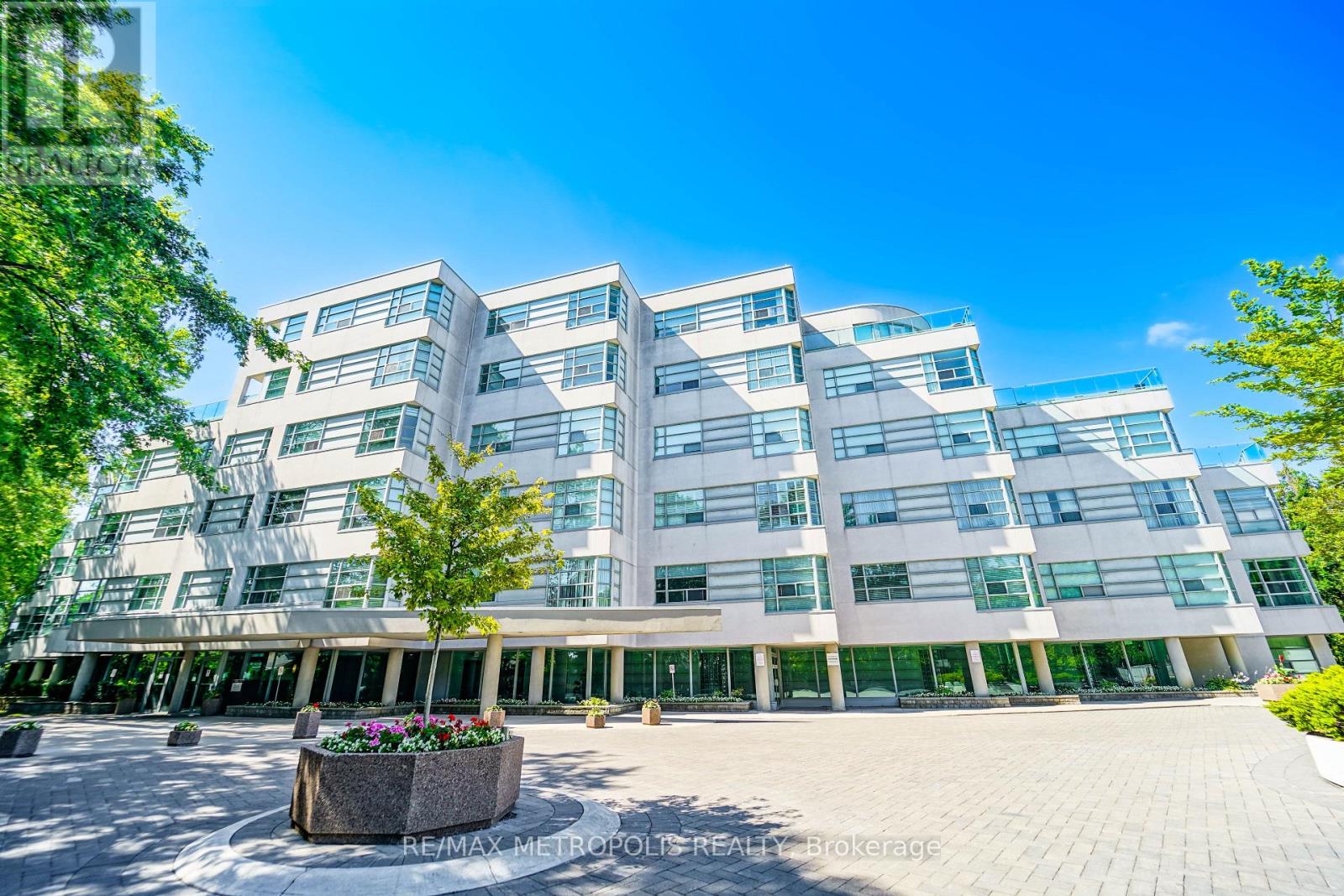 201 - 1 Watergarden Way, Toronto, Ontario  M2K 2Z7 - Photo 25 - C12851912