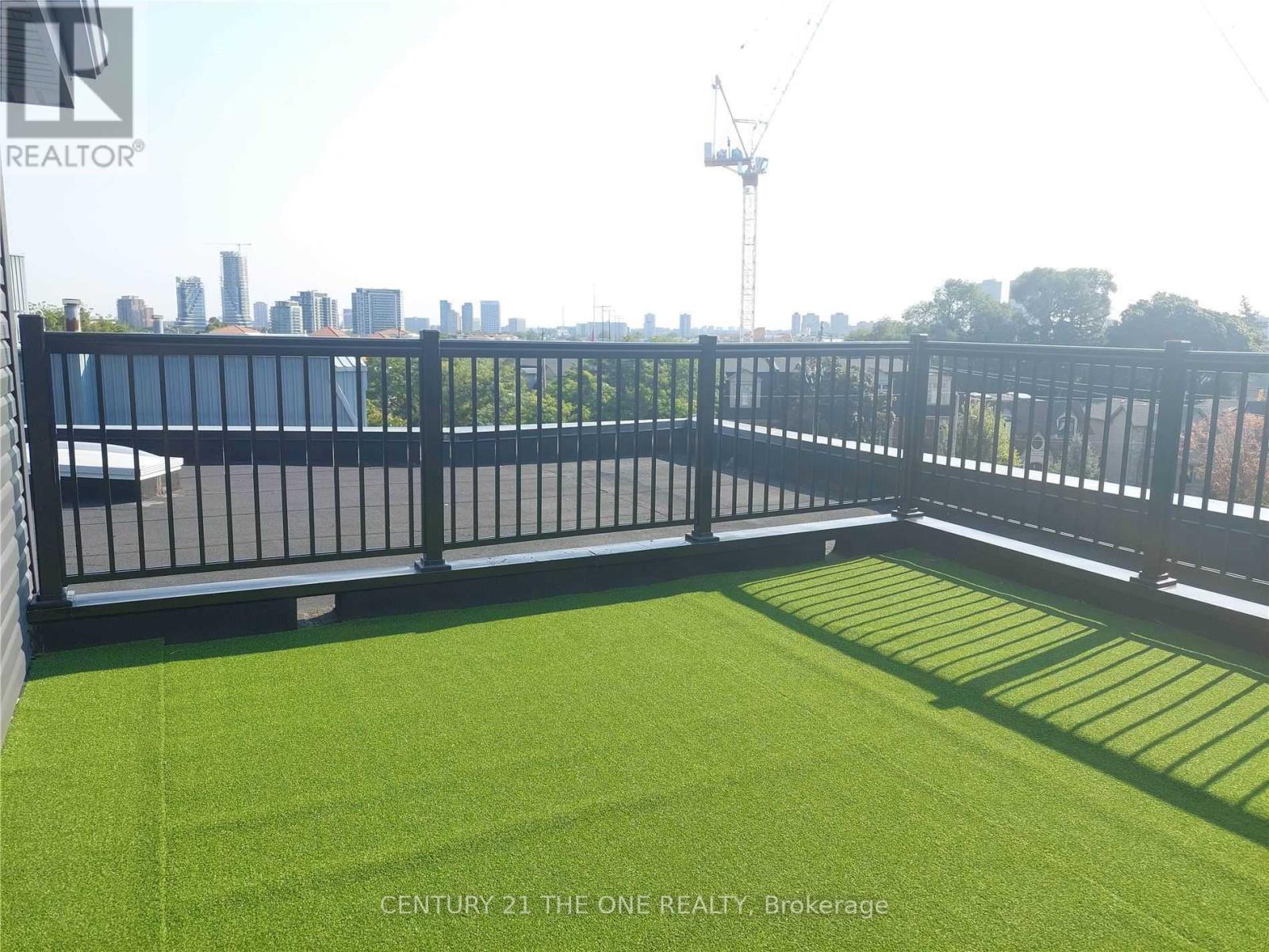 230 Mcrae Drive, Toronto, Ontario  M4G 1T5 - Photo 16 - C12851978