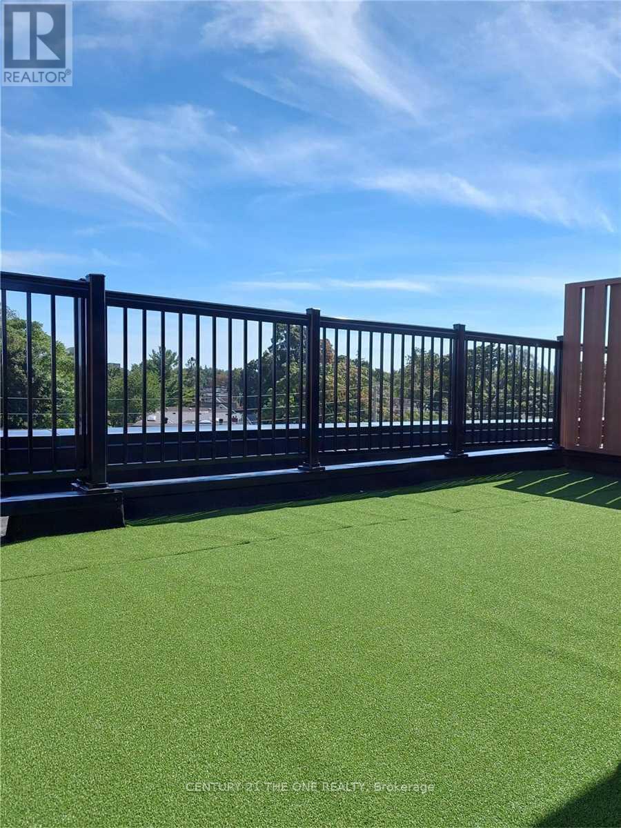 230 Mcrae Drive, Toronto, Ontario  M4G 1T5 - Photo 17 - C12851978