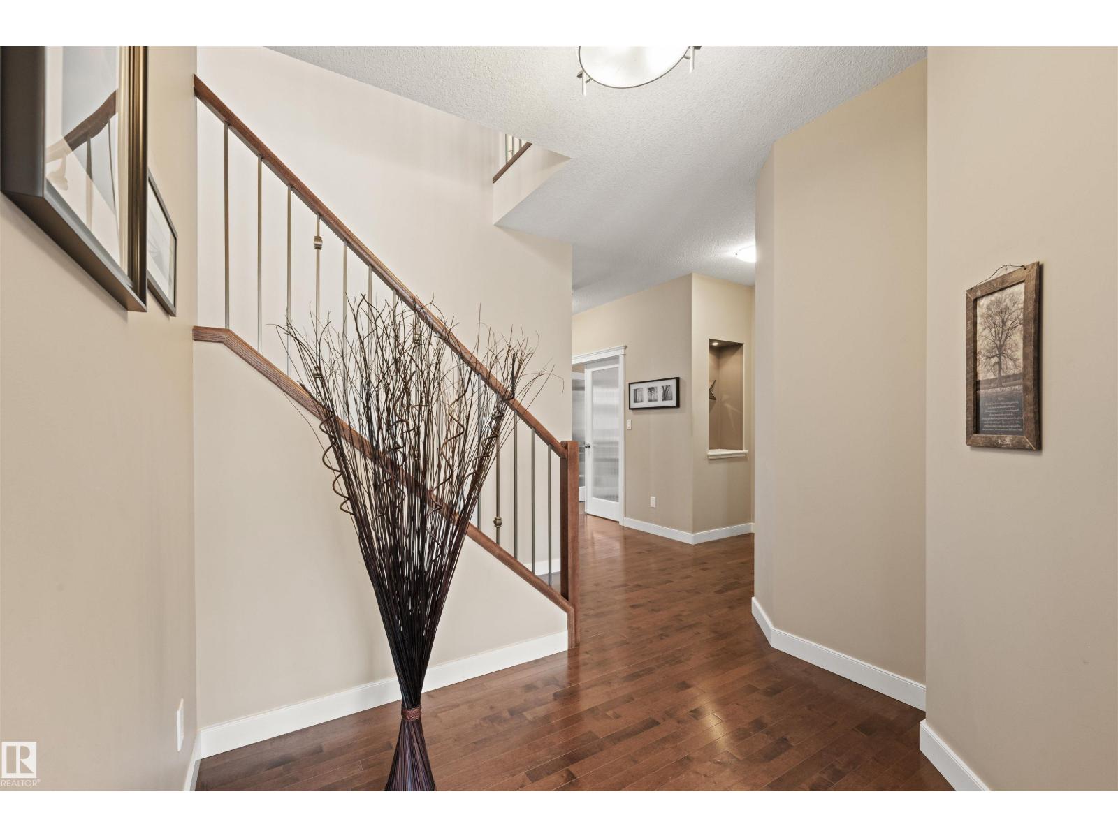 1477 Wates Link Li Sw, Edmonton, Alberta  T6W 0V1 - Photo 3 - E4476076