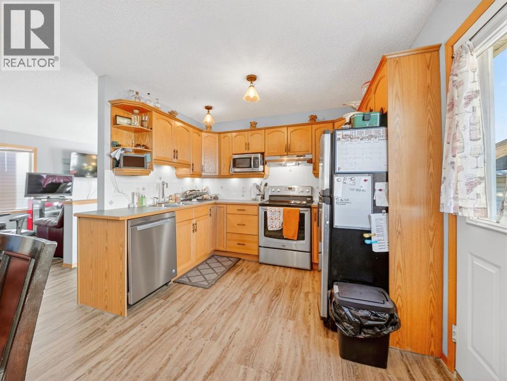 120 Creek Gardens Place Nw, Airdrie, Alberta  T4B 2P7 - Photo 4 - A2290243