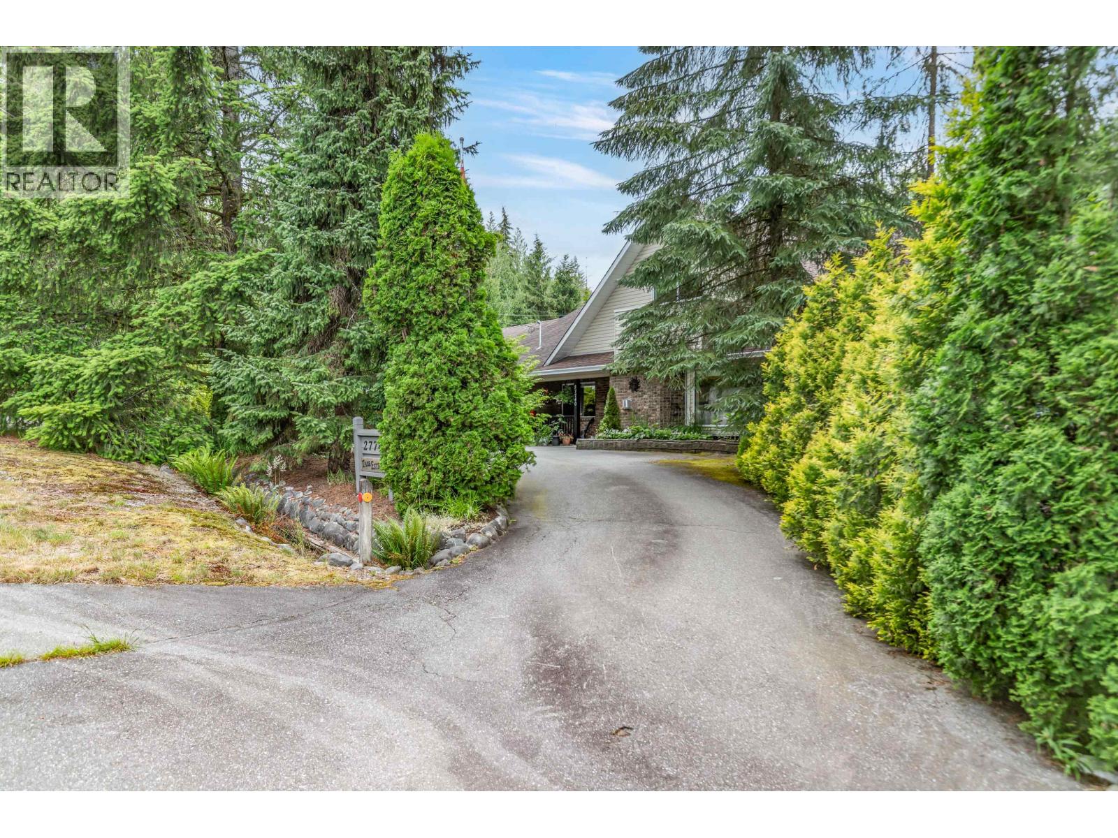 27740 Sayers Crescent, Maple Ridge, British Columbia  V2W 1N4 - Photo 4 - R3048461