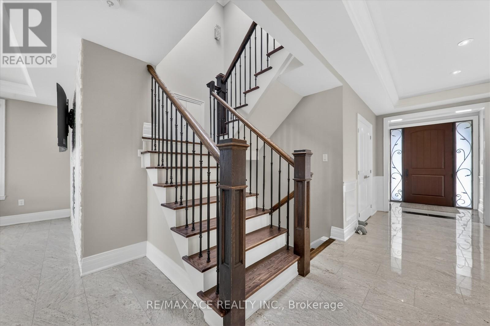 Main - 90 Colonial Avenue, Toronto, Ontario  M1M 2C5 - Photo 10 - E12851866