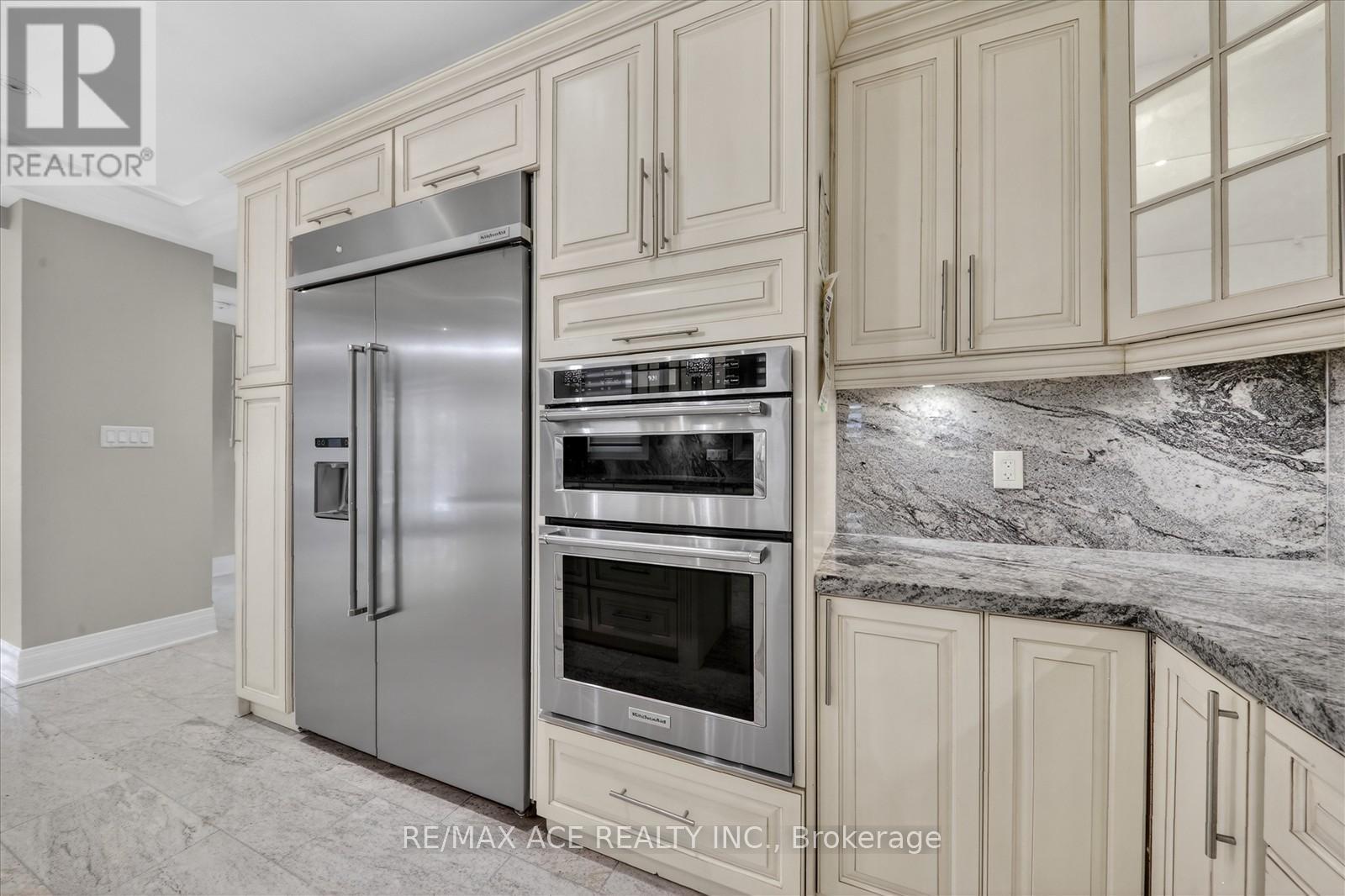 Main - 90 Colonial Avenue, Toronto, Ontario  M1M 2C5 - Photo 14 - E12851866