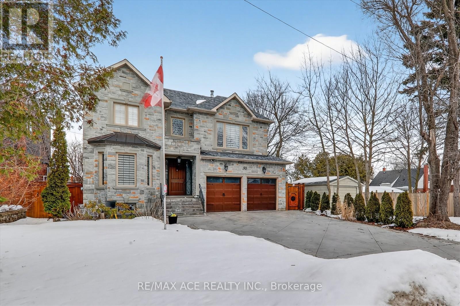 Main - 90 Colonial Avenue, Toronto, Ontario  M1M 2C5 - Photo 2 - E12851866