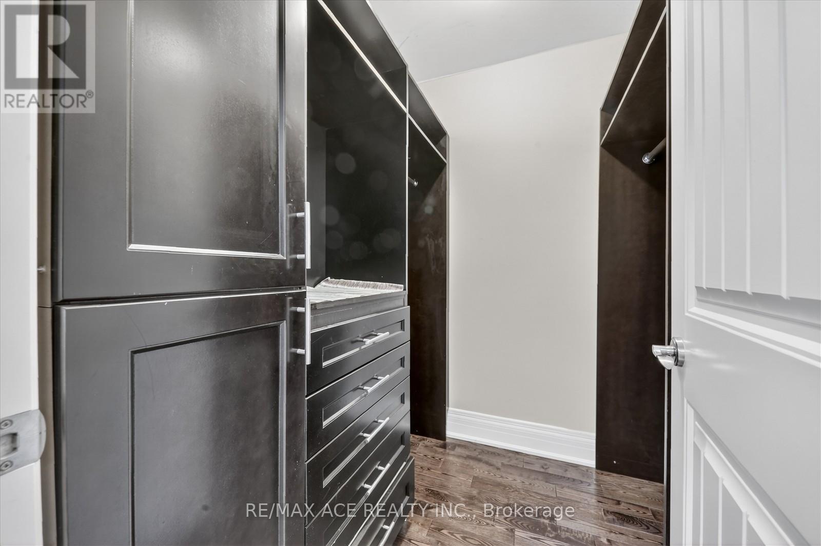 Main - 90 Colonial Avenue, Toronto, Ontario  M1M 2C5 - Photo 31 - E12851866