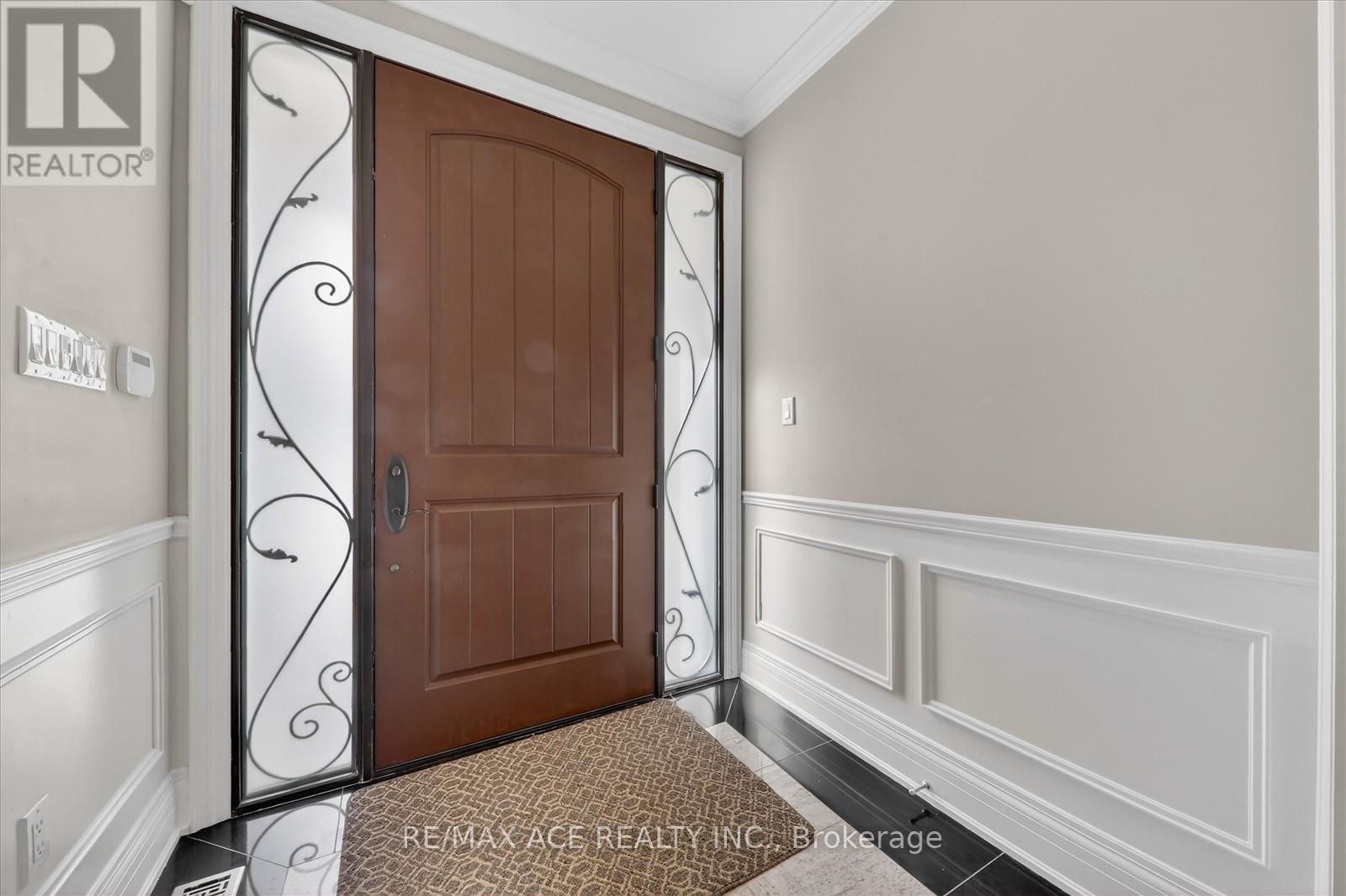 Main - 90 Colonial Avenue, Toronto, Ontario  M1M 2C5 - Photo 5 - E12851866