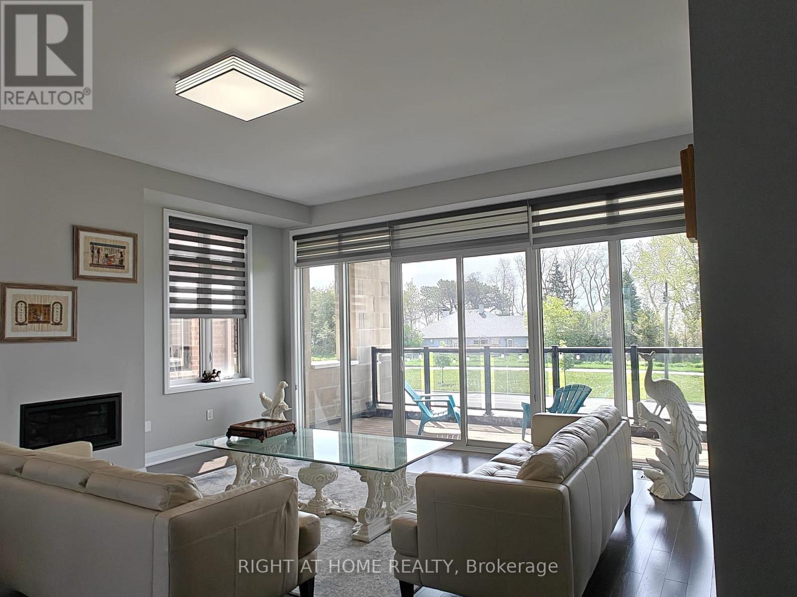 215 Port Darlington Road, Clarington, Ontario  L1C 4A7 - Photo 3 - E12851952