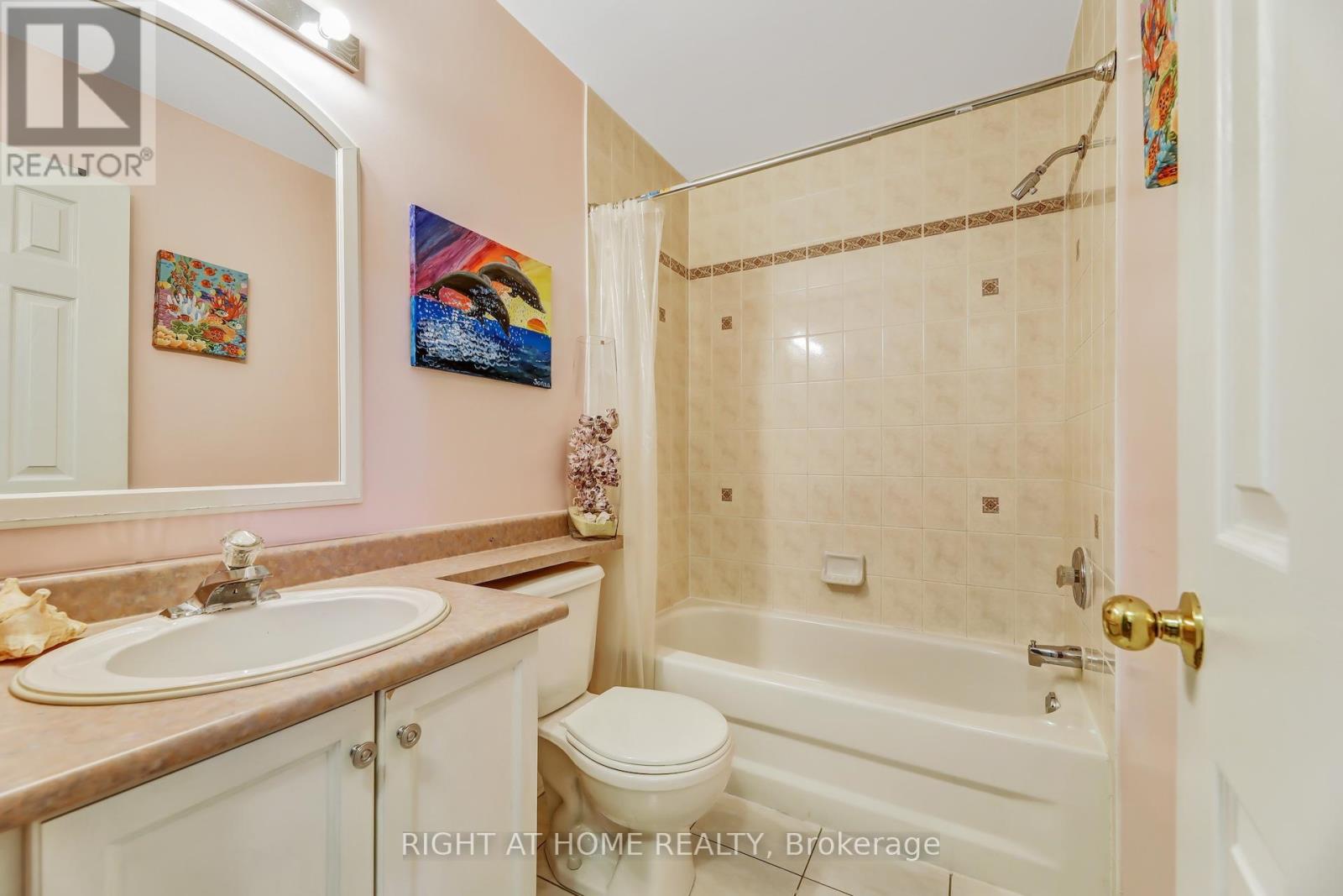 40 - 130 Mosaics Avenue, Aurora, Ontario  L4G 7L5 - Photo 27 - N12851914