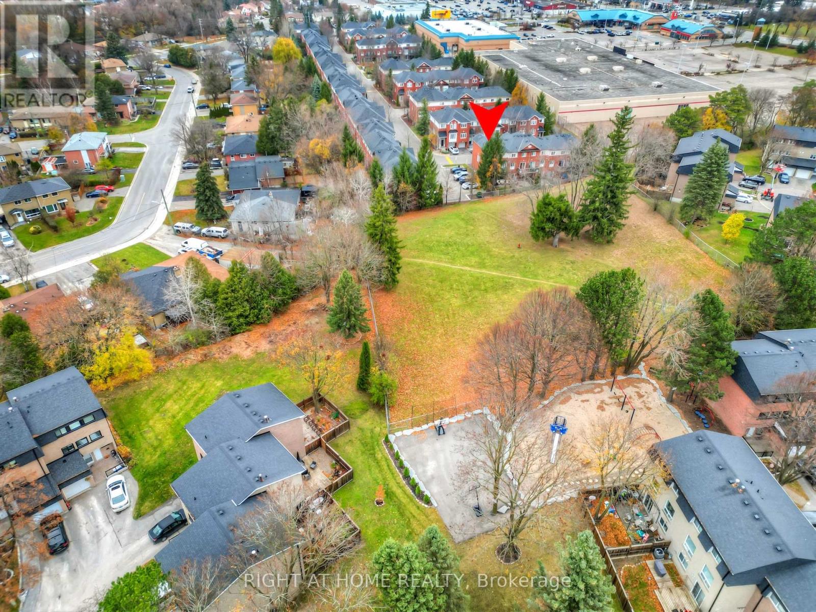 40 - 130 Mosaics Avenue, Aurora, Ontario  L4G 7L5 - Photo 34 - N12851914