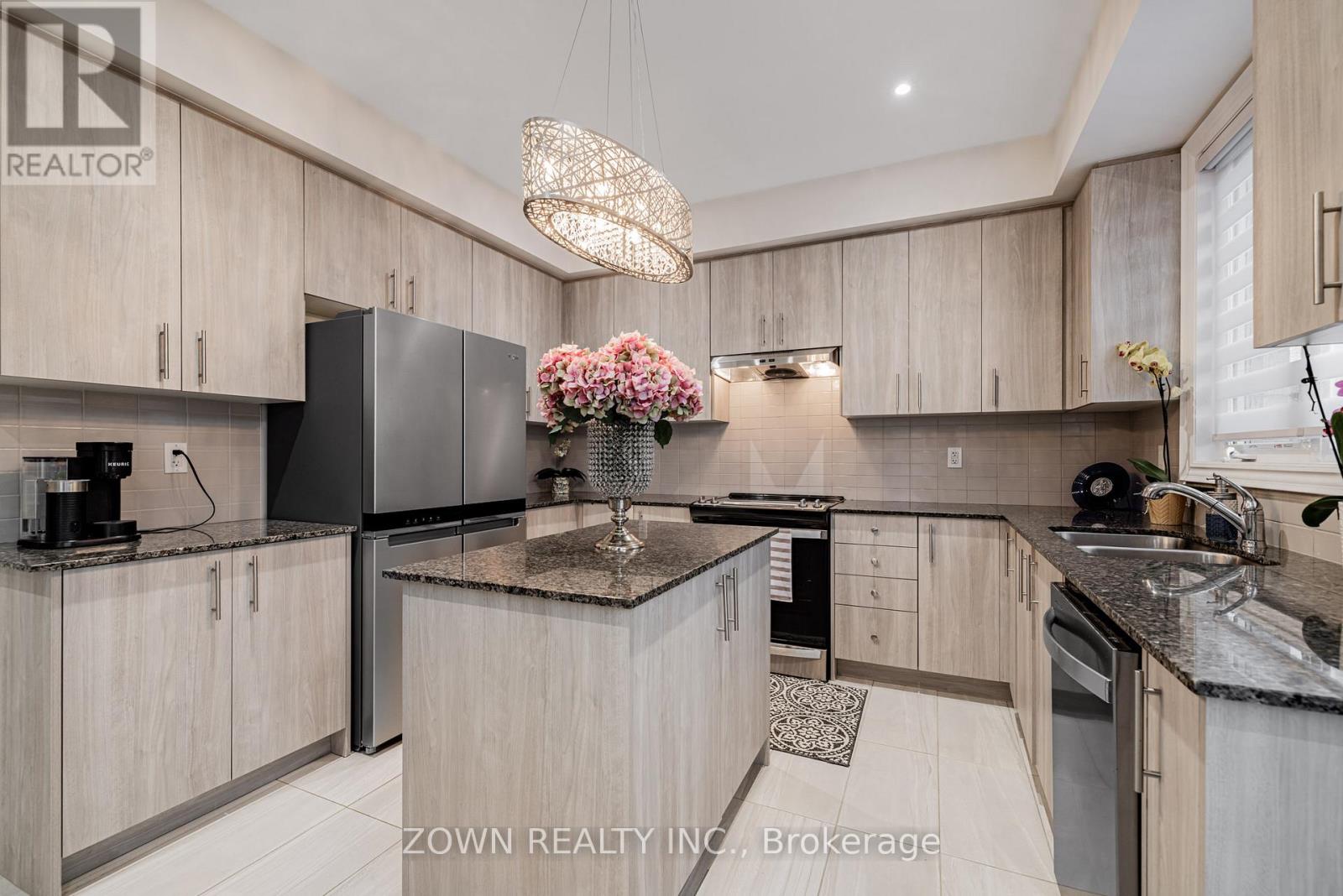 1352 Blackmore Street, Innisfil, Ontario  L9S 0P2 - Photo 18 - N12851990