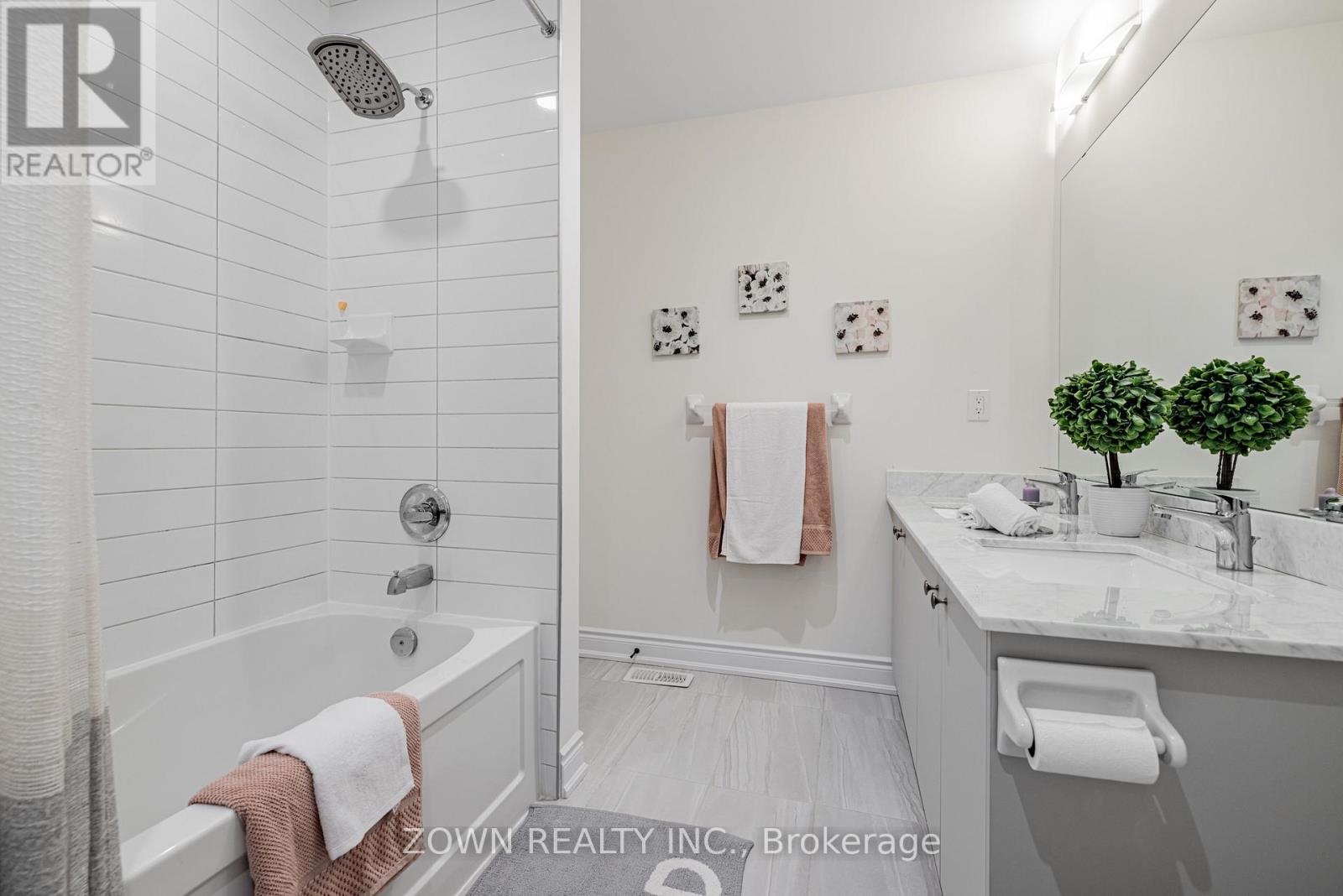 1352 Blackmore Street, Innisfil, Ontario  L9S 0P2 - Photo 24 - N12851990