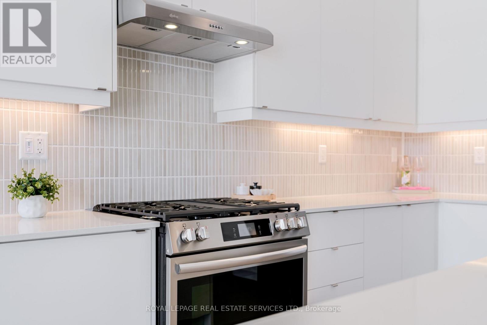 149 Greer Street, Barrie, Ontario  L9J 0R7 - Photo 14 - S12851854