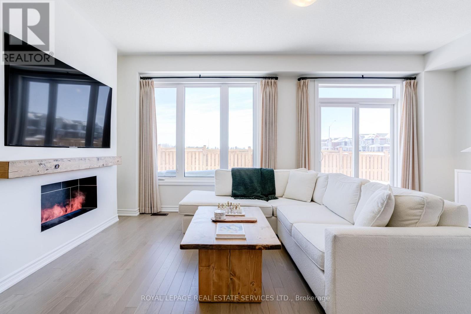 149 Greer Street, Barrie, Ontario  L9J 0R7 - Photo 5 - S12851854