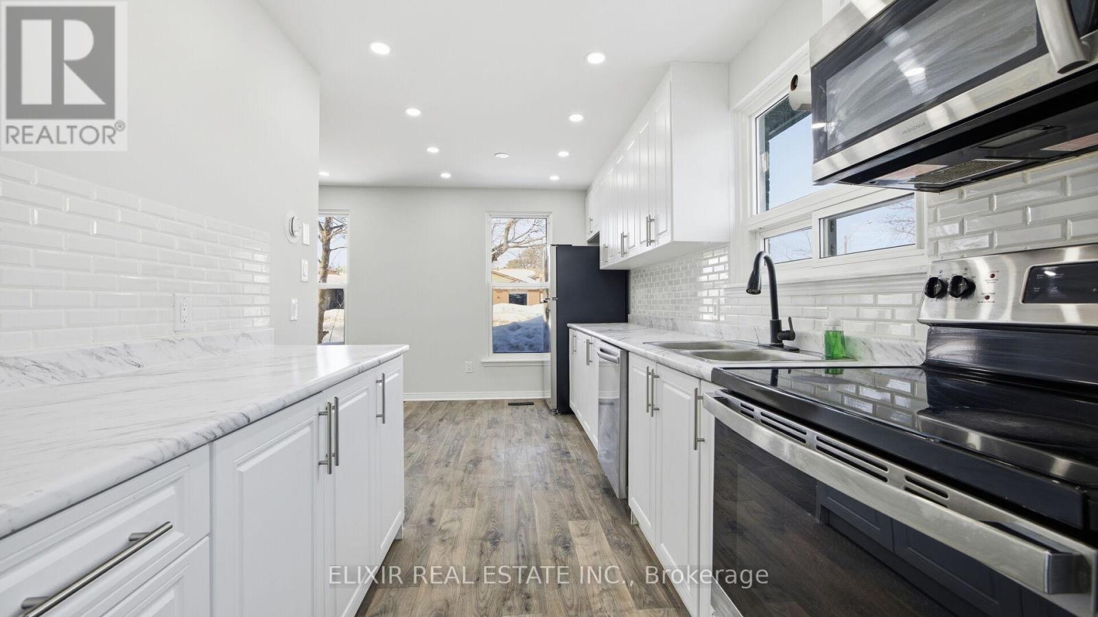 45 Austen Lane, Barrie (Letitia Heights), Ontario  L4N 4V4 - Photo 13 - S12851890