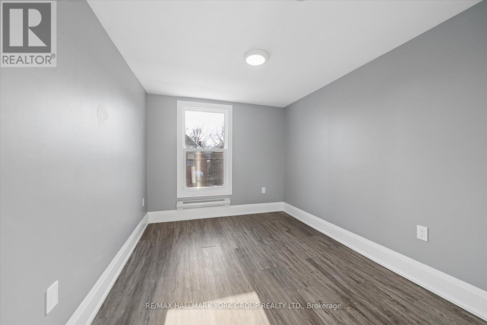 16 Albert Street N, Orillia, Ontario  L3V 5K1 - Photo 13 - S12851950