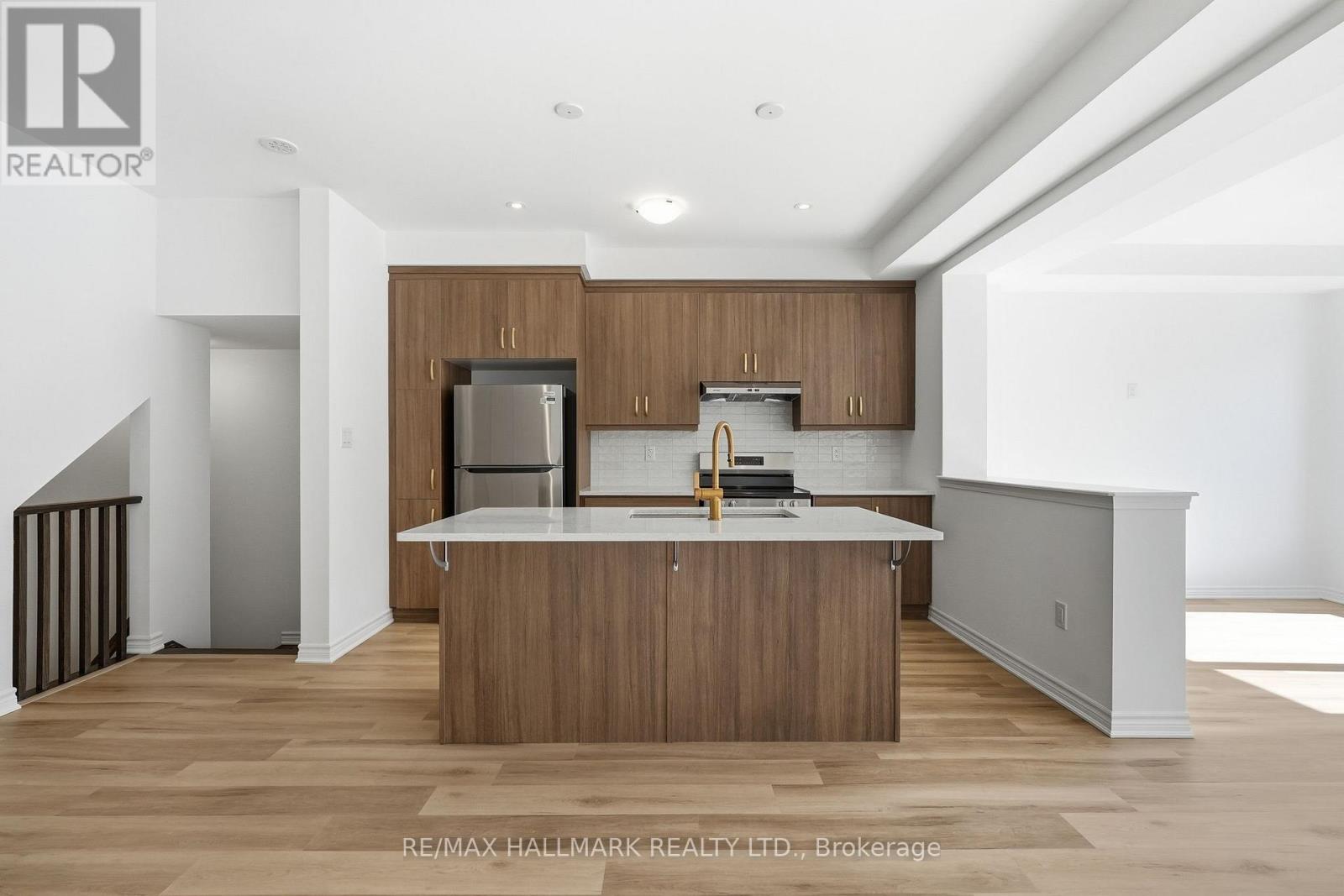 61 Pearen Lane, Barrie, Ontario  L9J 0Z6 - Photo 17 - S12851966