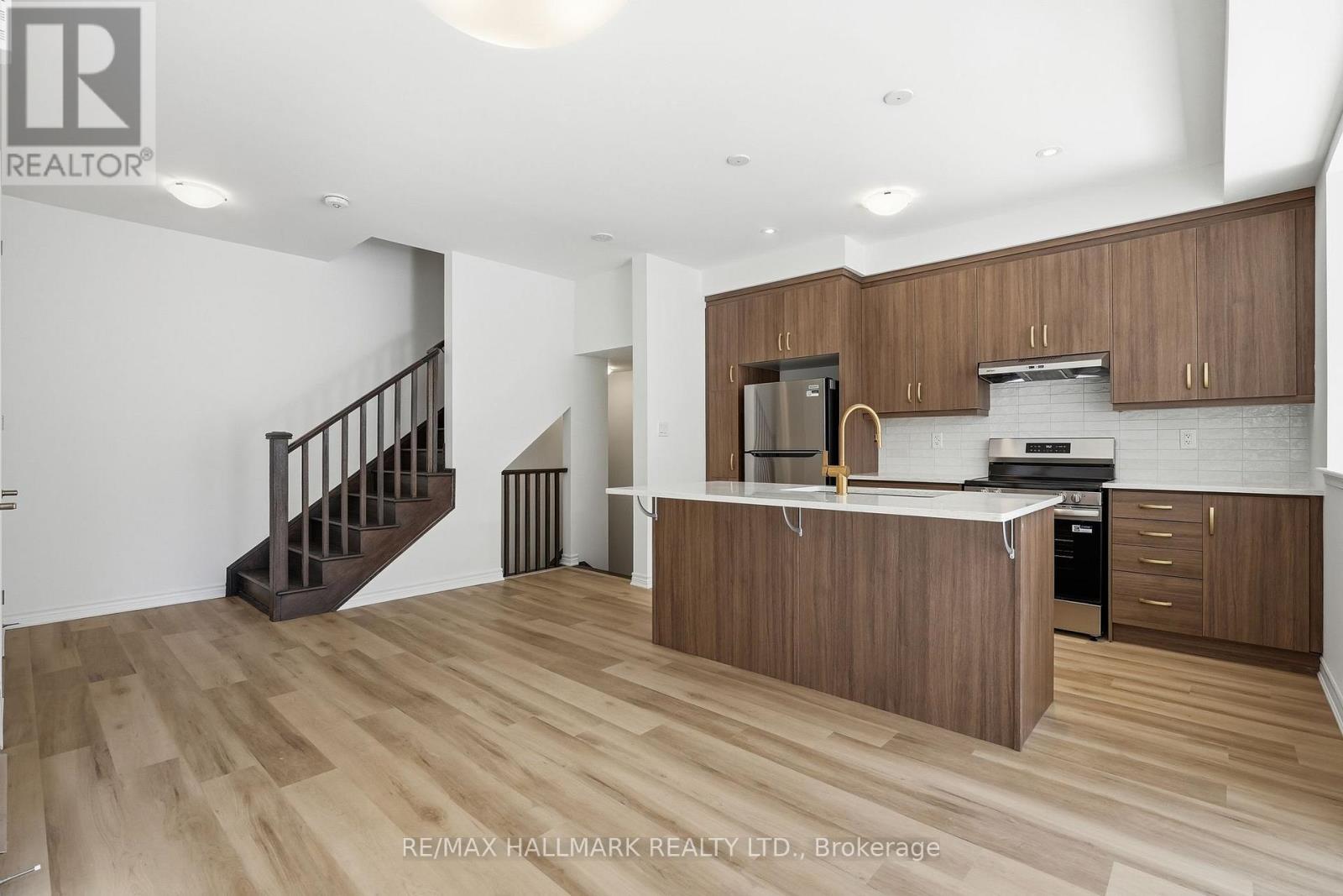 61 Pearen Lane, Barrie, Ontario  L9J 0Z6 - Photo 21 - S12851966