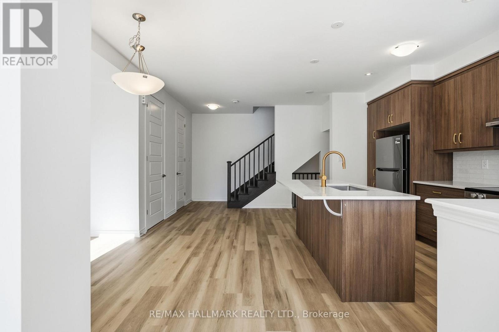 61 Pearen Lane, Barrie, Ontario  L9J 0Z6 - Photo 25 - S12851966