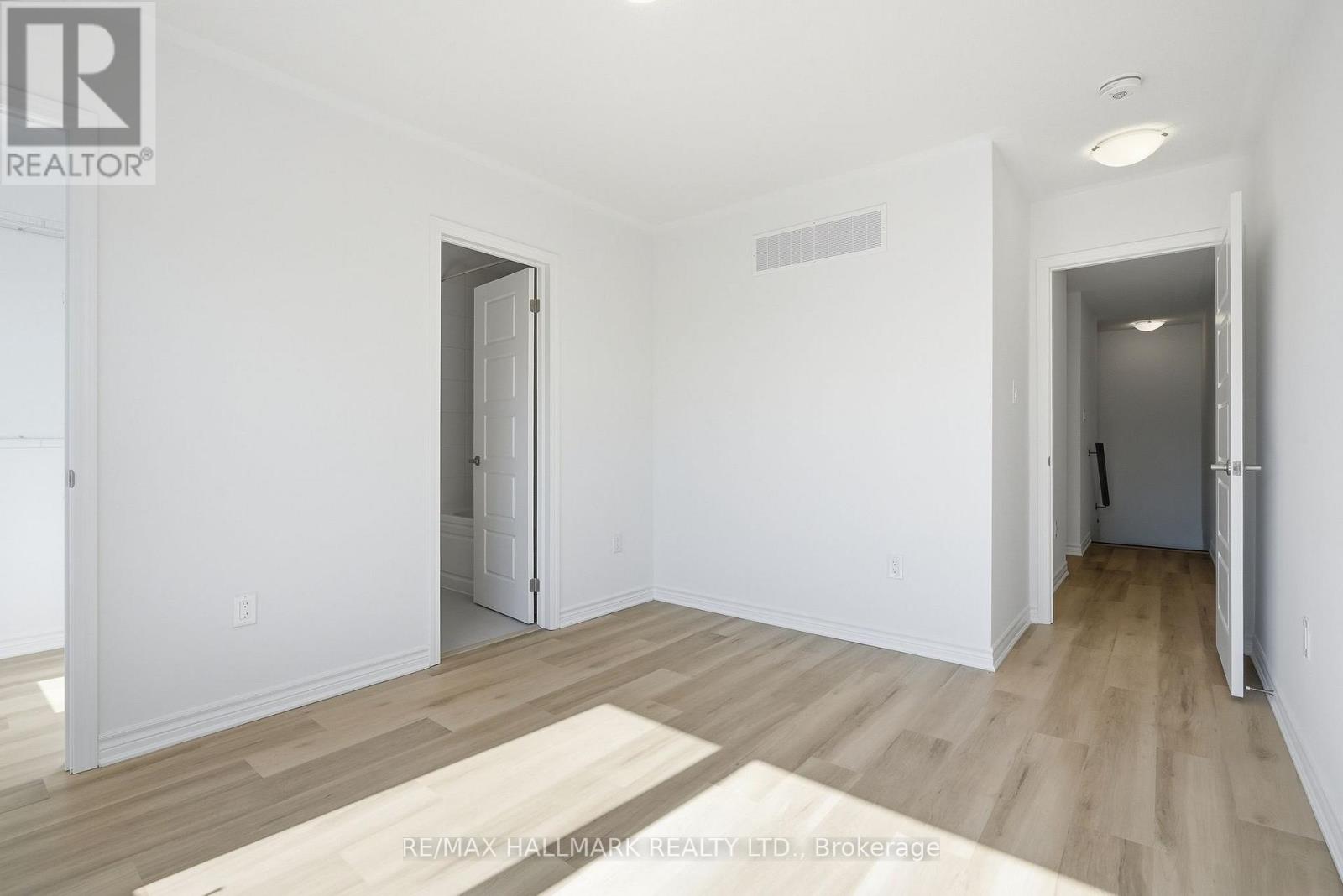 61 Pearen Lane, Barrie, Ontario  L9J 0Z6 - Photo 32 - S12851966