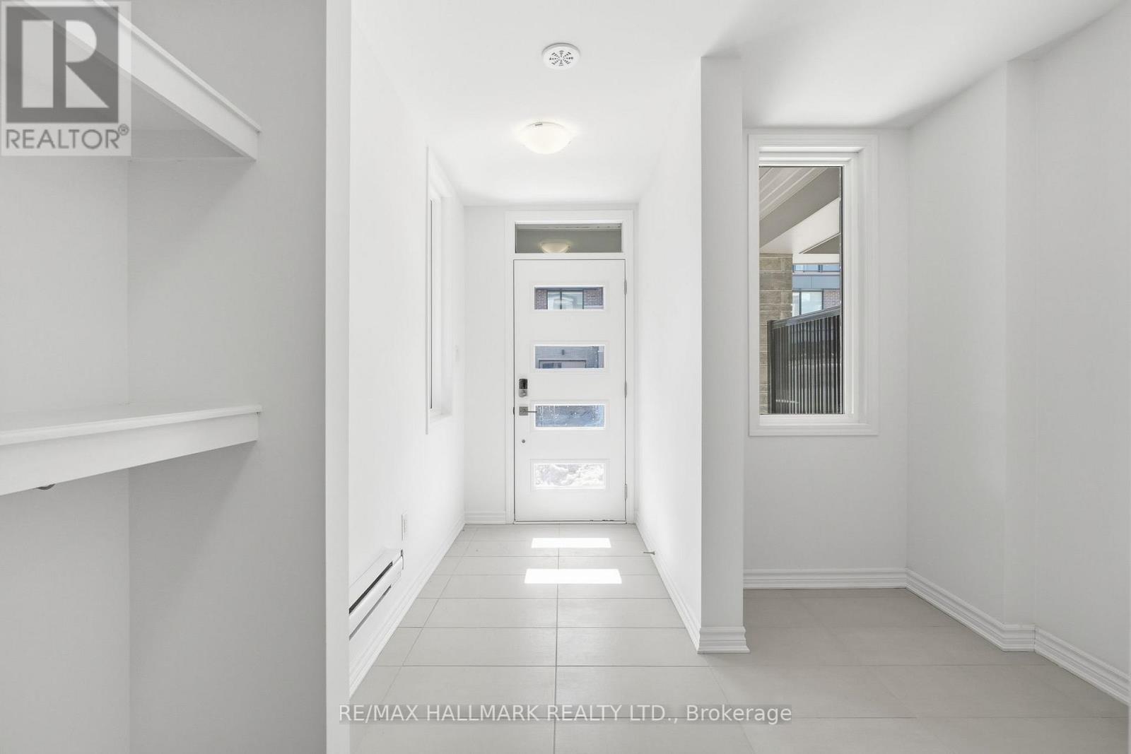 61 Pearen Lane, Barrie, Ontario  L9J 0Z6 - Photo 6 - S12851966