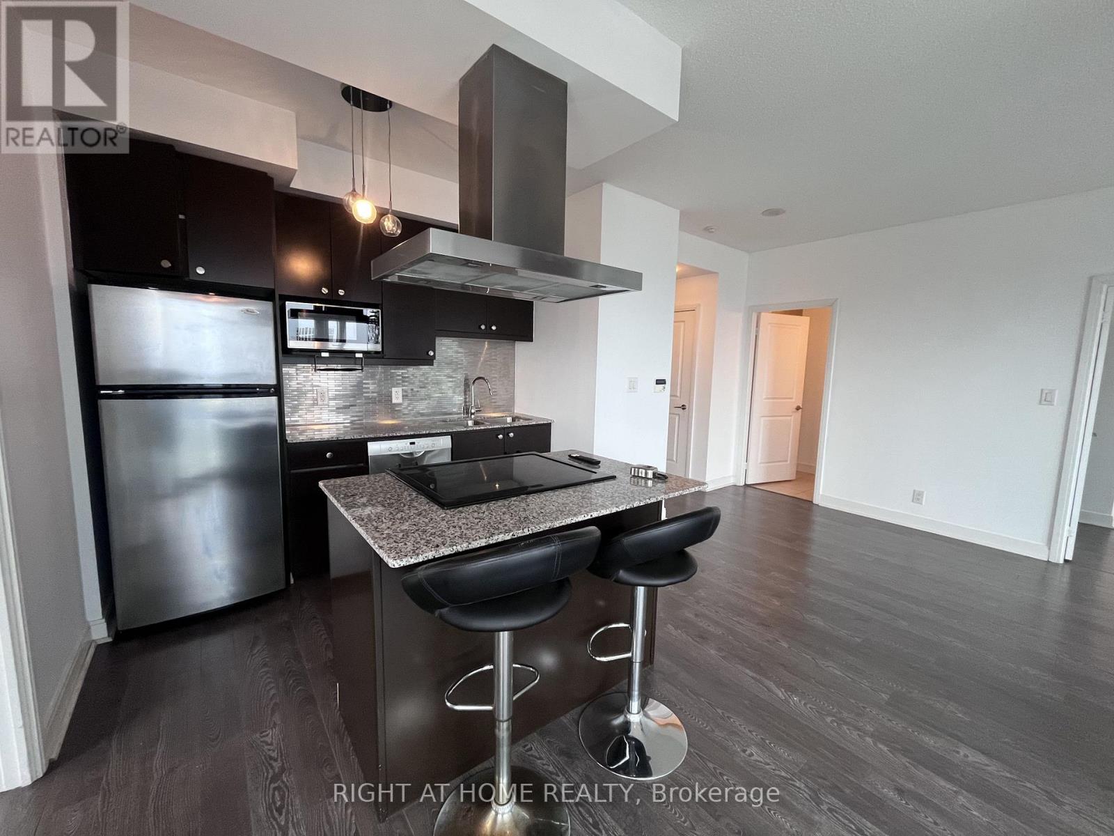 4006 - 50 Absolute Avenue, Mississauga, Ontario  L4Z 0A8 - Photo 3 - W12851868