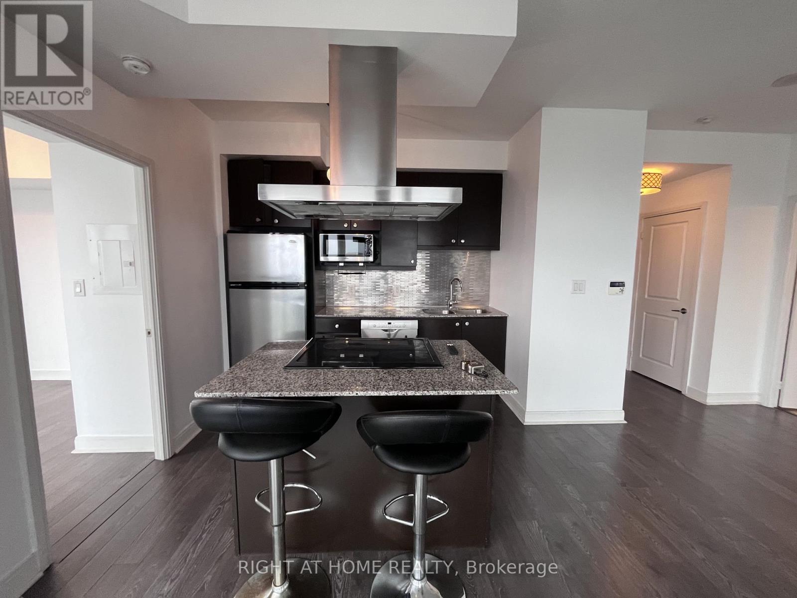 4006 - 50 Absolute Avenue, Mississauga, Ontario  L4Z 0A8 - Photo 6 - W12851868