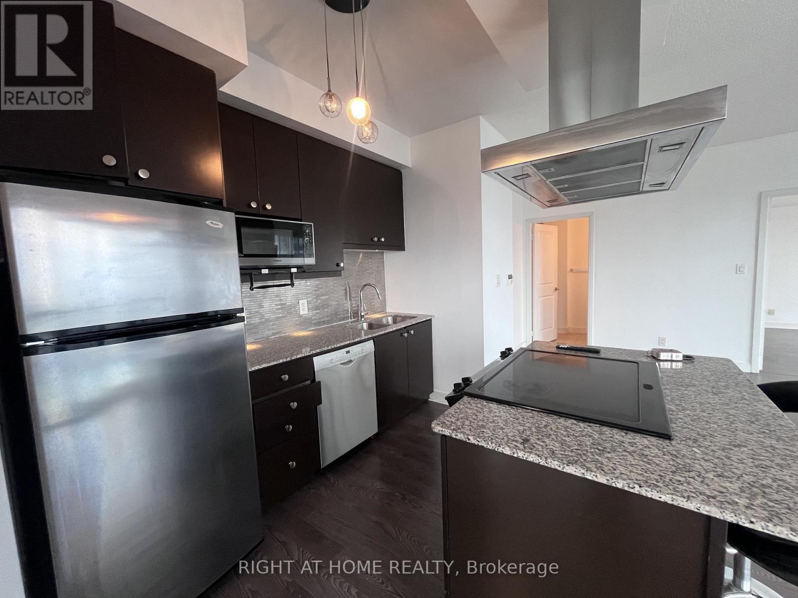 4006 - 50 Absolute Avenue, Mississauga, Ontario  L4Z 0A8 - Photo 7 - W12851868