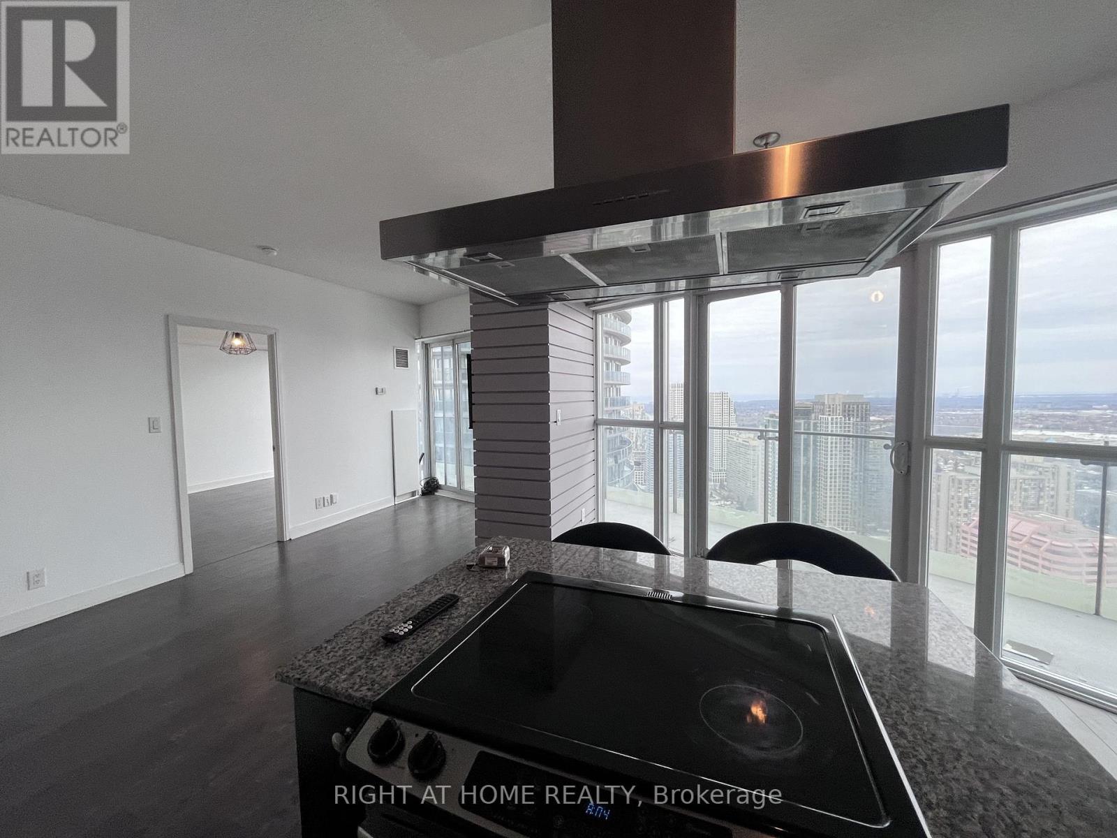 4006 - 50 Absolute Avenue, Mississauga, Ontario  L4Z 0A8 - Photo 8 - W12851868