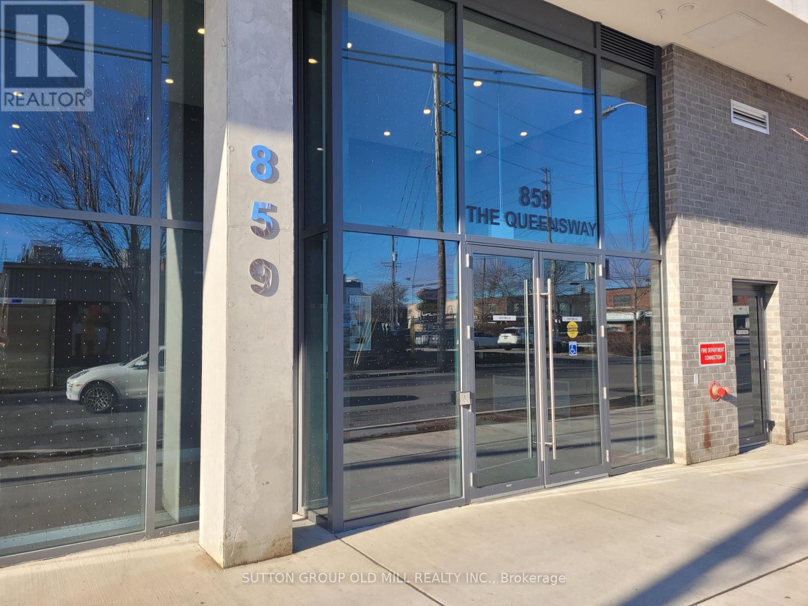 806 - 859 THE QUEENSWAY, Toronto, Ontario