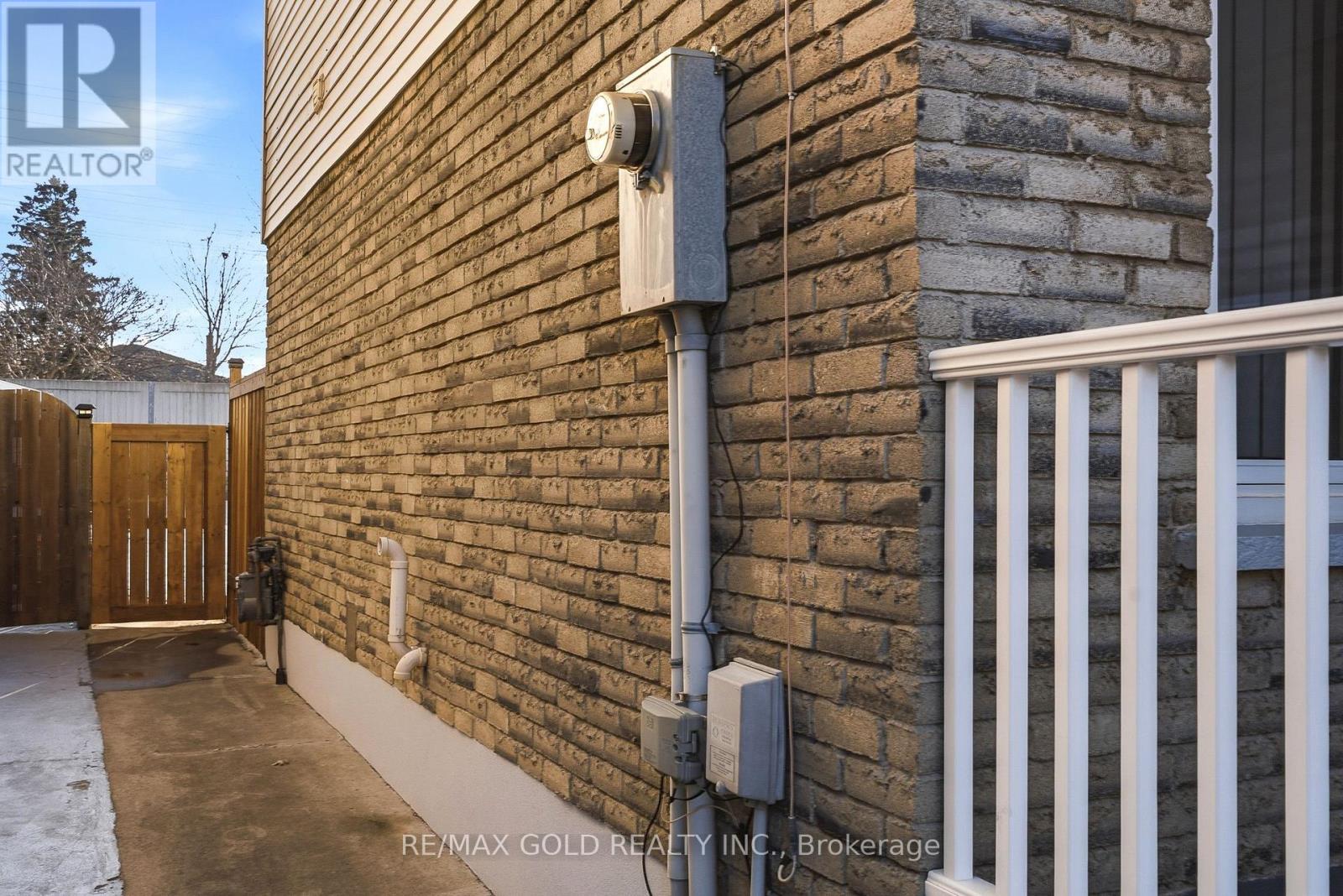 4334 Lee Drive, Mississauga, Ontario  L4W 4A8 - Photo 24 - W12851898