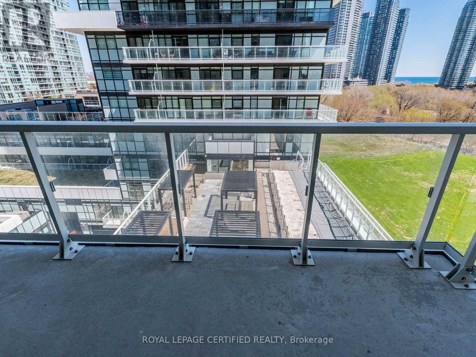 715 - 251 Manitoba Street, Toronto (Mimico), Ontario  M8Y 0C7 - Photo 24 - W12851910