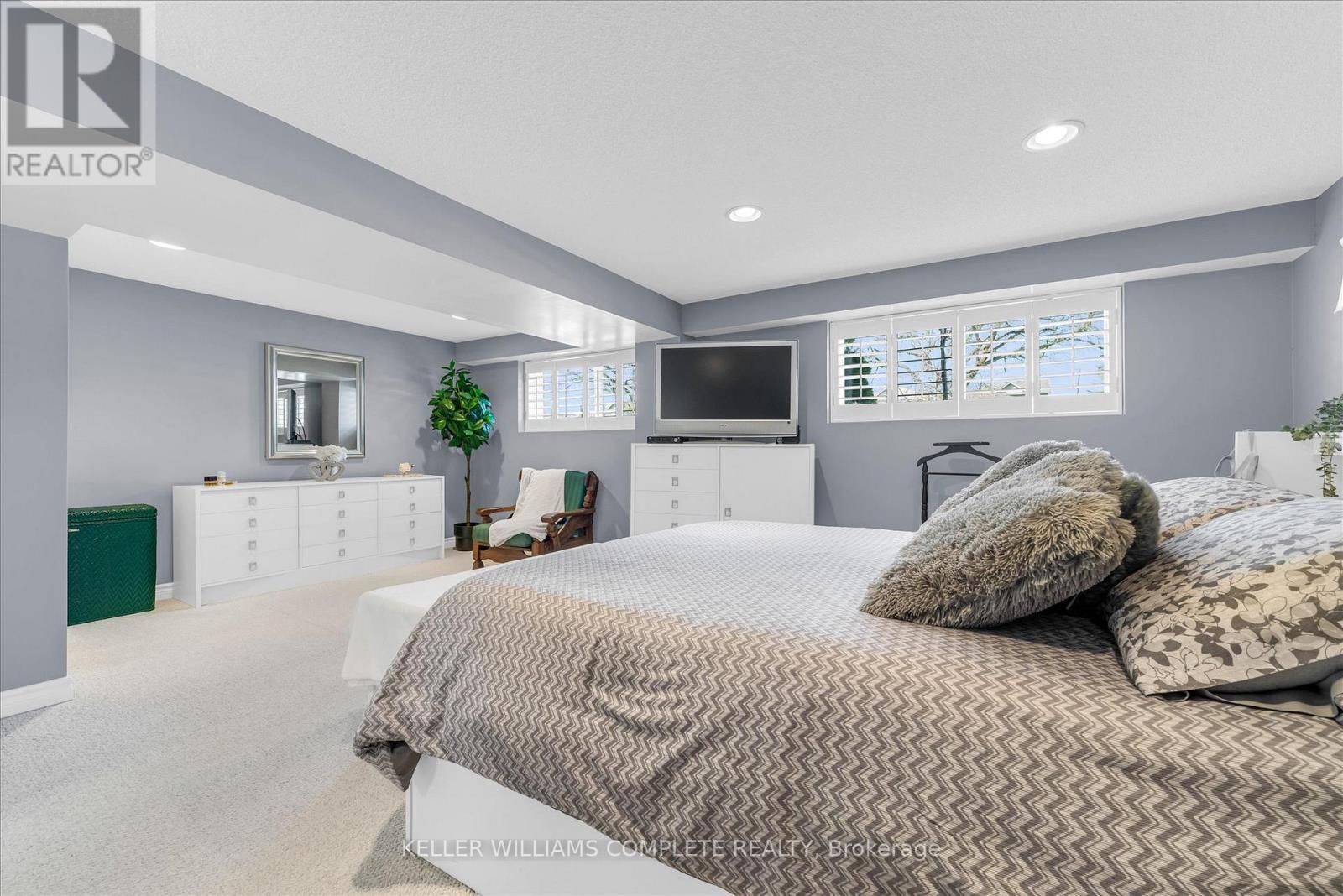 411 Bryant Crescent, Burlington, Ontario  L7L 3Z4 - Photo 25 - W12851962