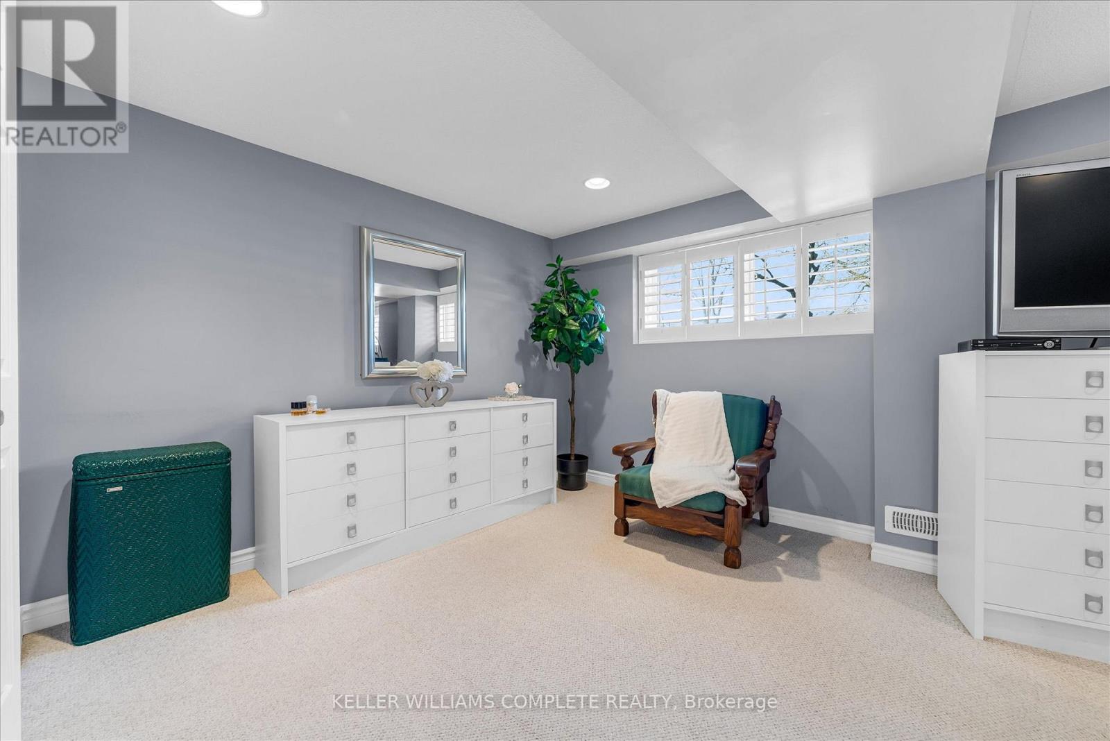 411 Bryant Crescent, Burlington, Ontario  L7L 3Z4 - Photo 26 - W12851962