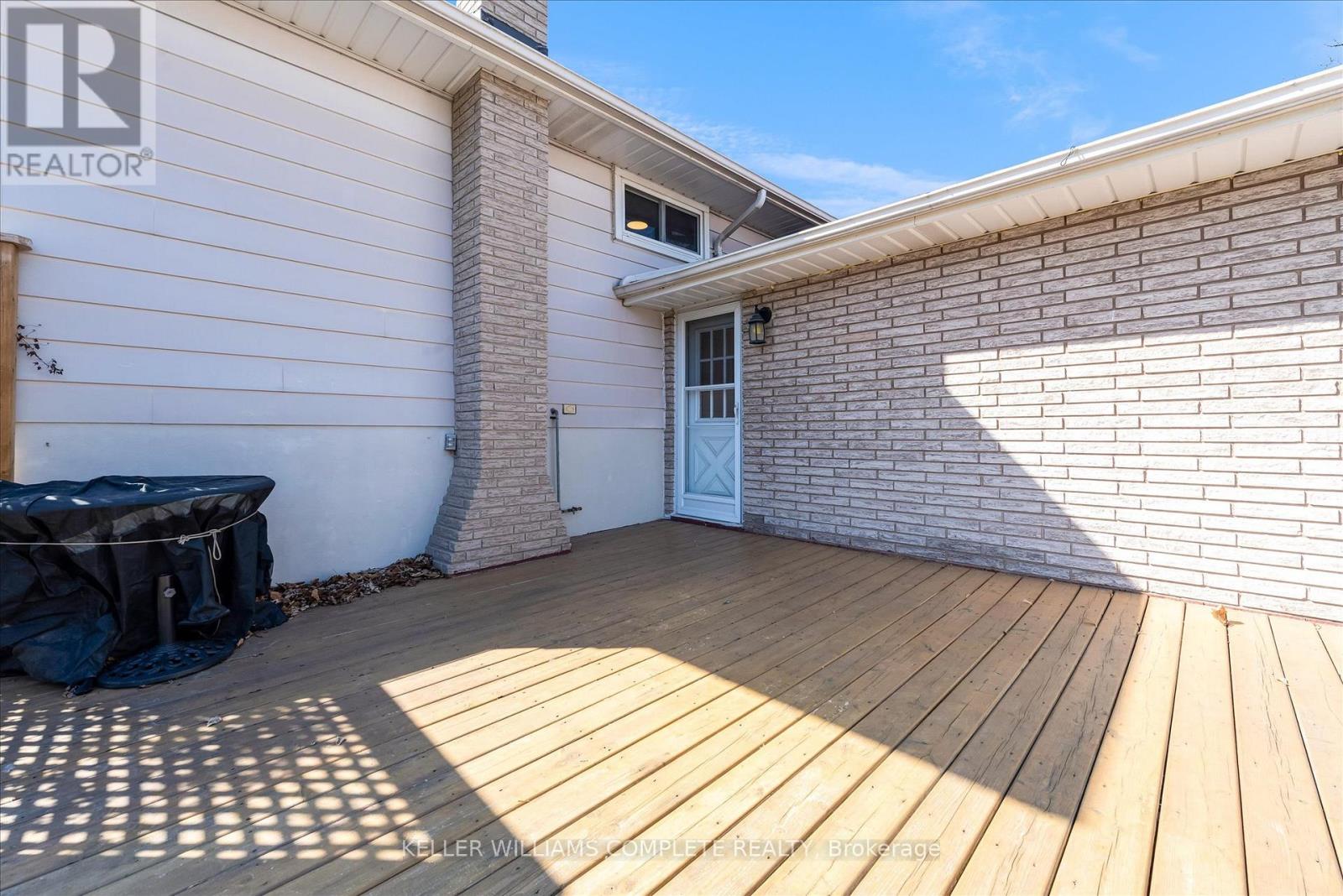 411 Bryant Crescent, Burlington, Ontario  L7L 3Z4 - Photo 31 - W12851962