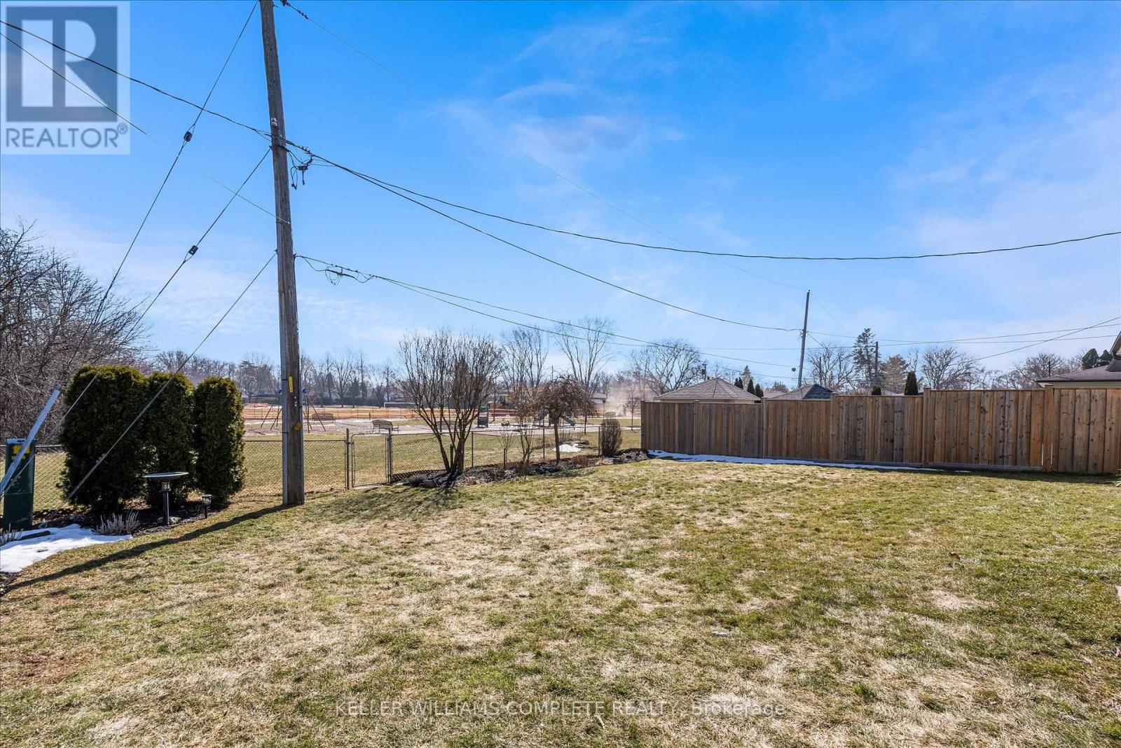 411 Bryant Crescent, Burlington, Ontario  L7L 3Z4 - Photo 35 - W12851962