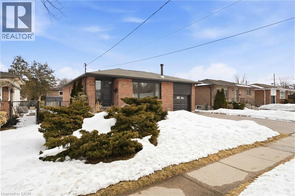 777 Hillcrest Road, Pickering, Ontario  L1W 2P5 - Photo 2 - 40809993