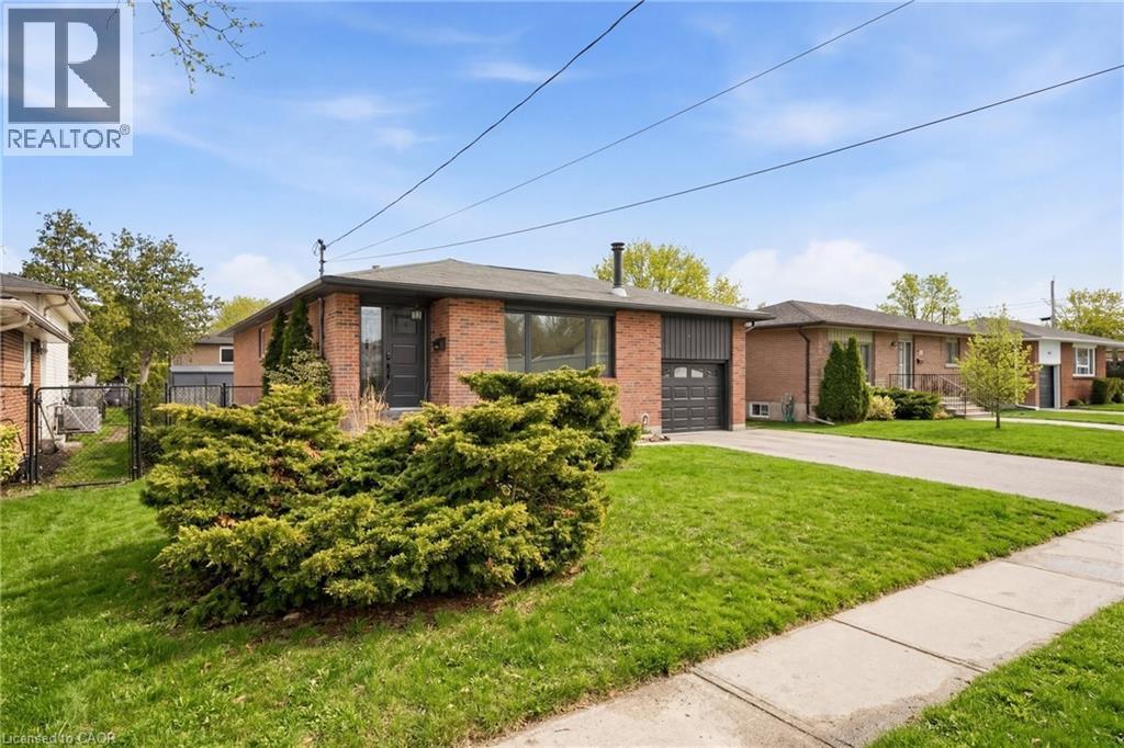 777 Hillcrest Road, Pickering, Ontario  L1W 2P5 - Photo 3 - 40809993