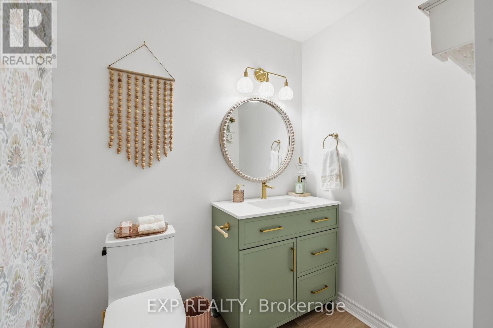 1 - 19 Bartlett Avenue, Grimsby, Ontario  L3M 5G6 - Photo 6 - X12798564