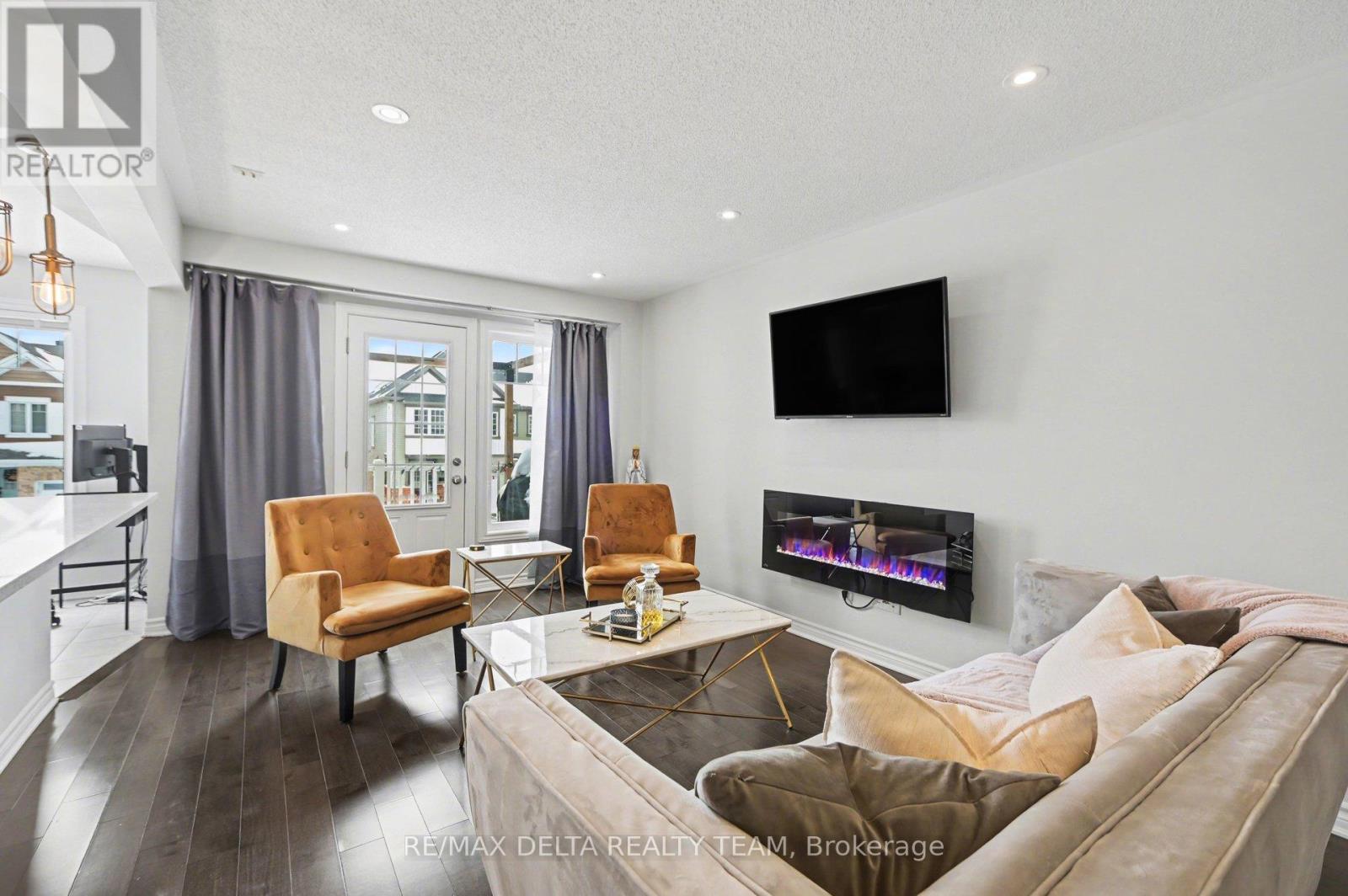 789 Mayfly Crescent, Ottawa, Ontario  K2J 0T3 - Photo 5 - X12783134