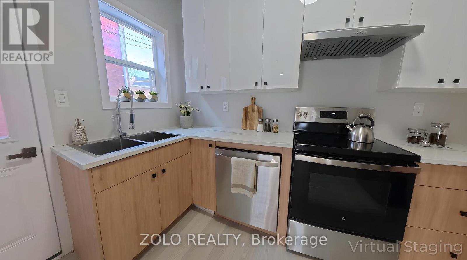 498 Charlotte Street, Peterborough, Ontario  K9J 2W3 - Photo 4 - X12851916