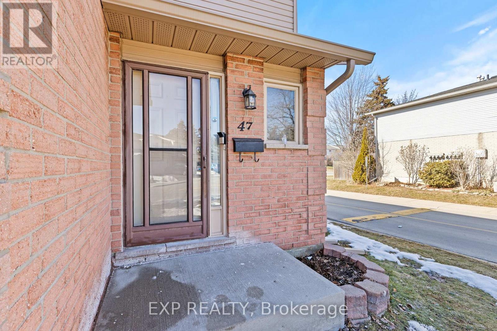 47 - 1675 Upper Gage Avenue, Hamilton, Ontario  L8W 3R8 - Photo 3 - X12851926