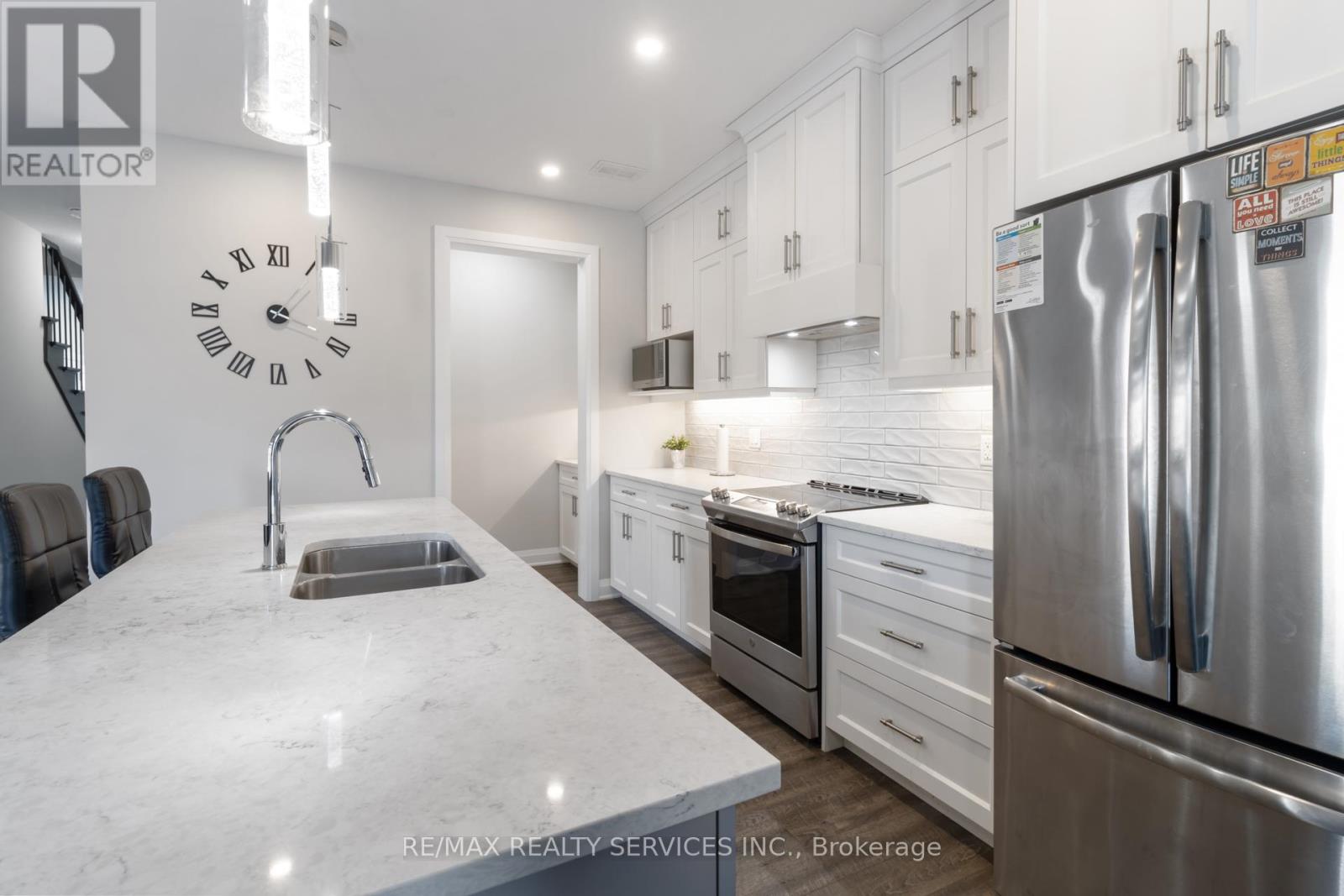 7 - 118 Simmonds Drive, Guelph, Ontario  N1E 0S3 - Photo 13 - X12851932