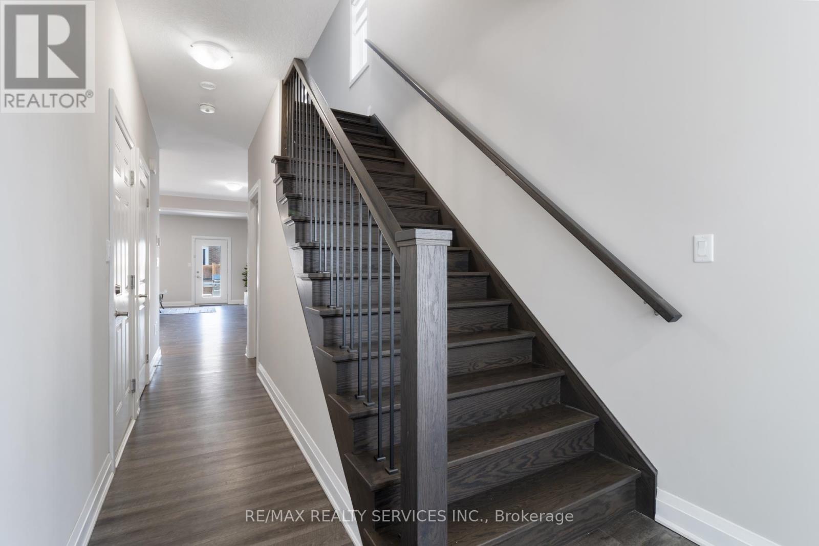 7 - 118 Simmonds Drive, Guelph, Ontario  N1E 0S3 - Photo 18 - X12851932