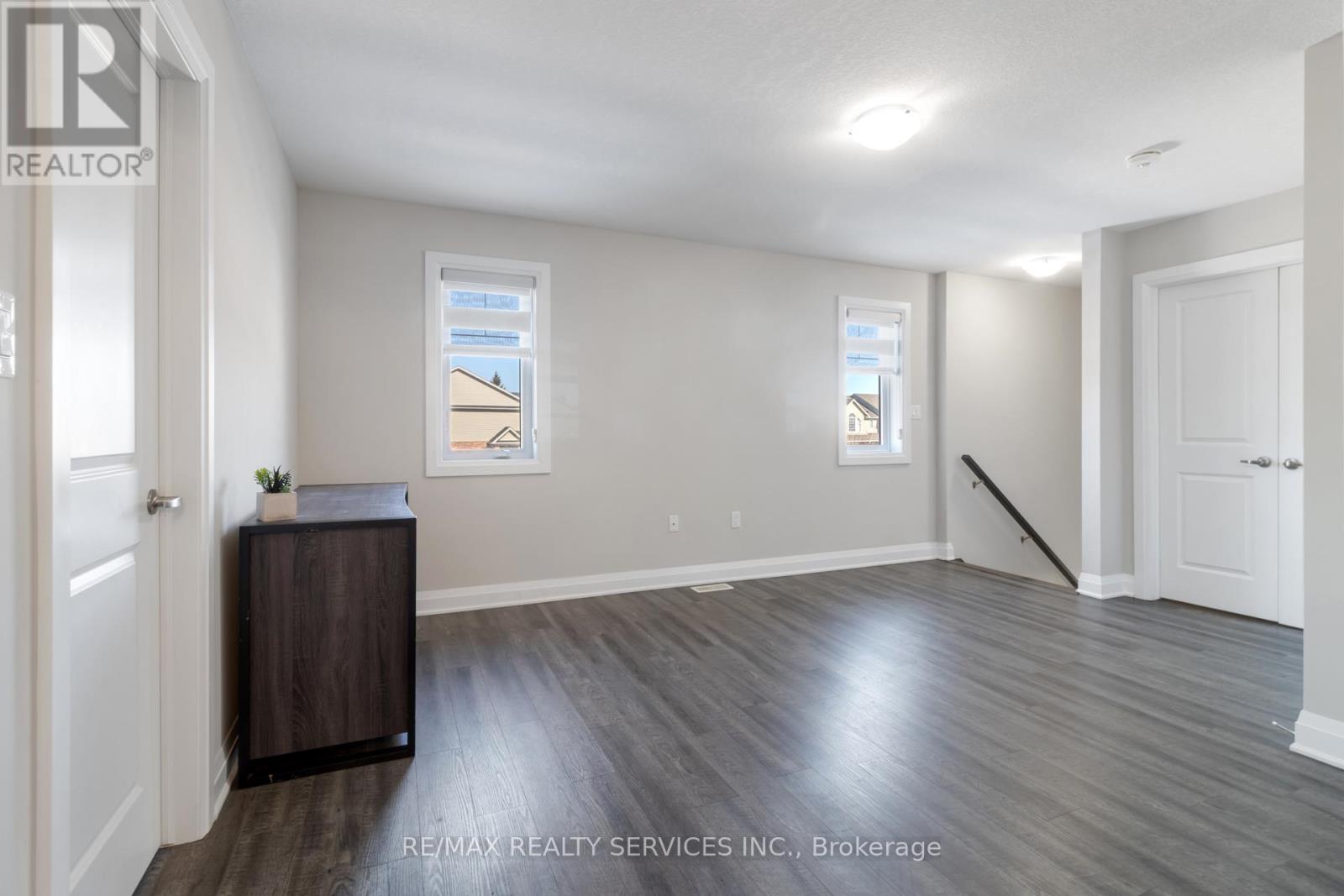 7 - 118 Simmonds Drive, Guelph, Ontario  N1E 0S3 - Photo 22 - X12851932