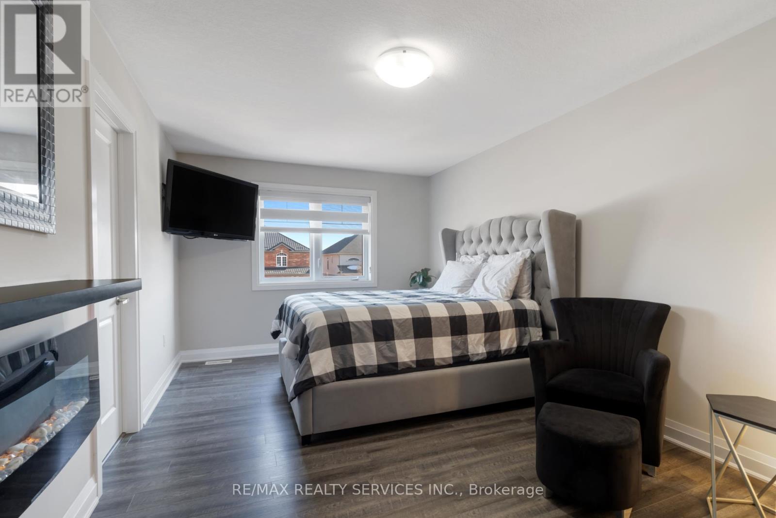 7 - 118 Simmonds Drive, Guelph, Ontario  N1E 0S3 - Photo 27 - X12851932