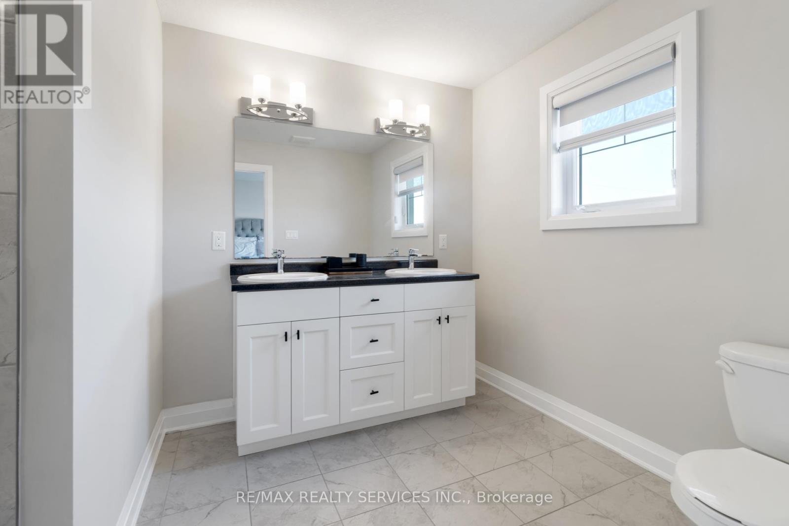 7 - 118 Simmonds Drive, Guelph, Ontario  N1E 0S3 - Photo 29 - X12851932